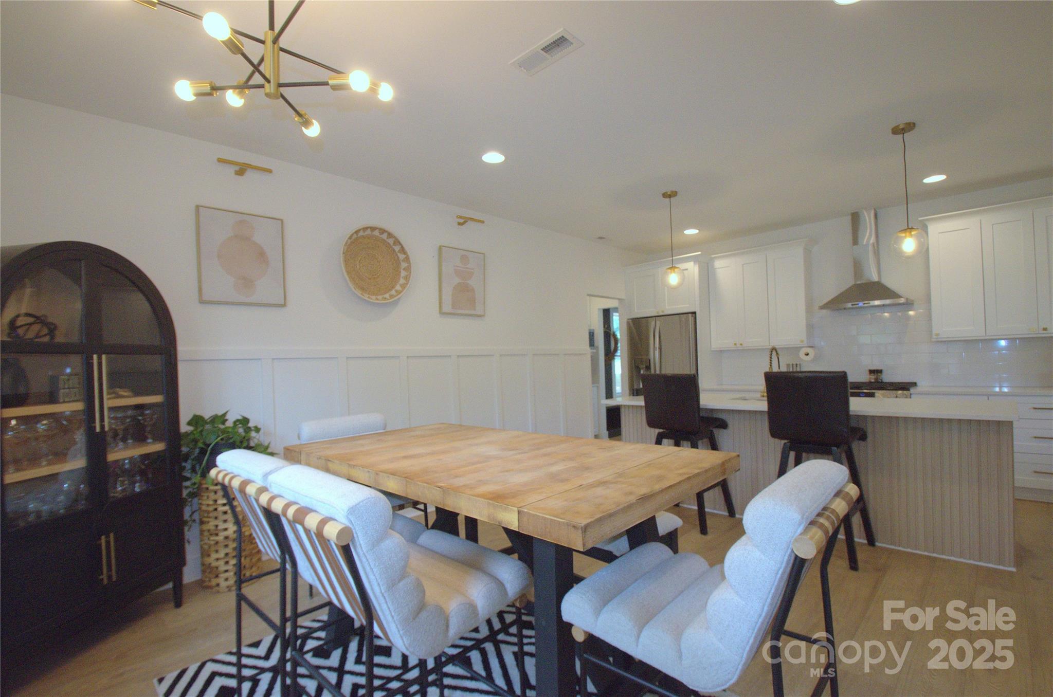 651 Tennyson Drive Property Photo 14