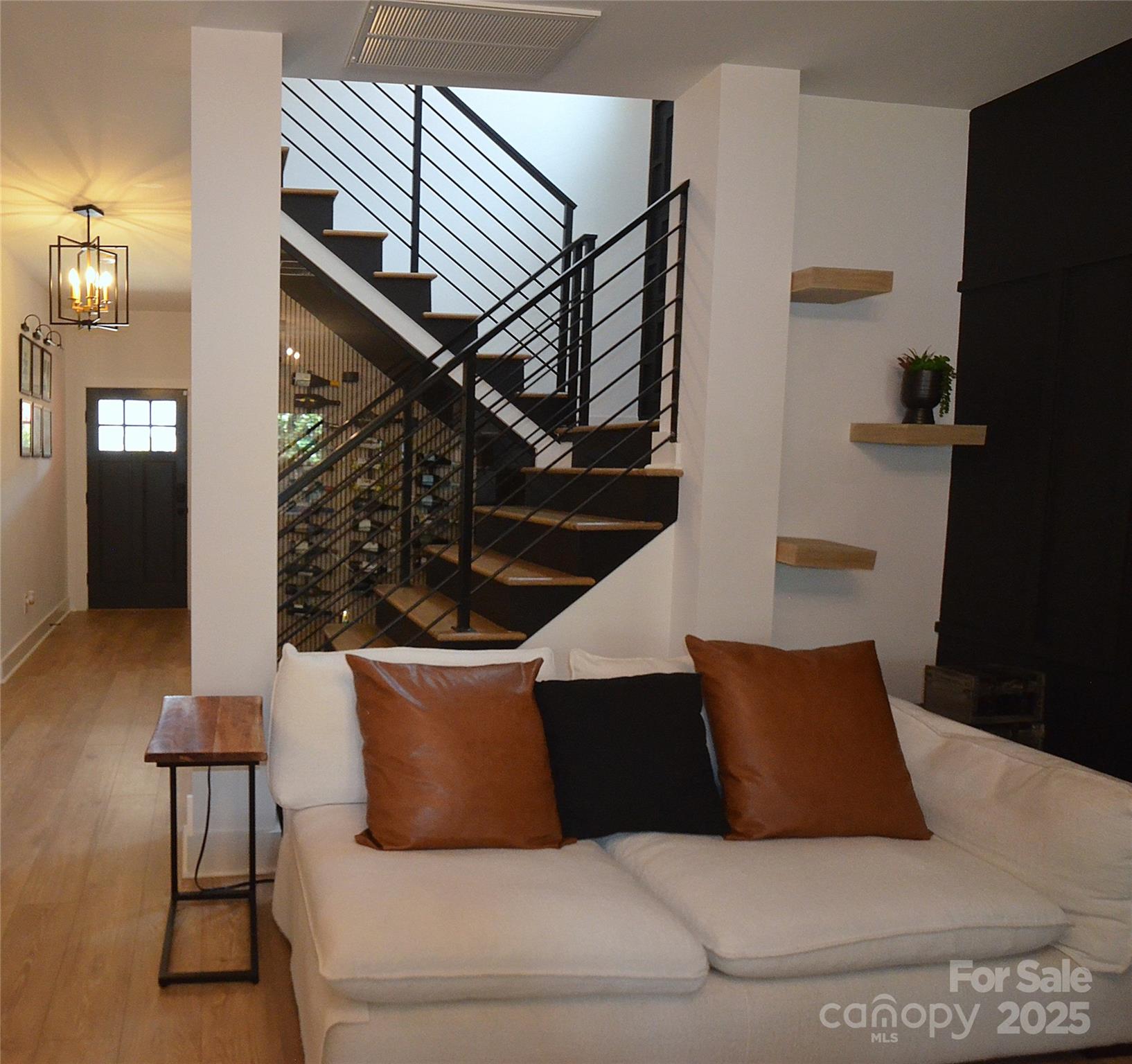 651 Tennyson Drive Property Photo 15