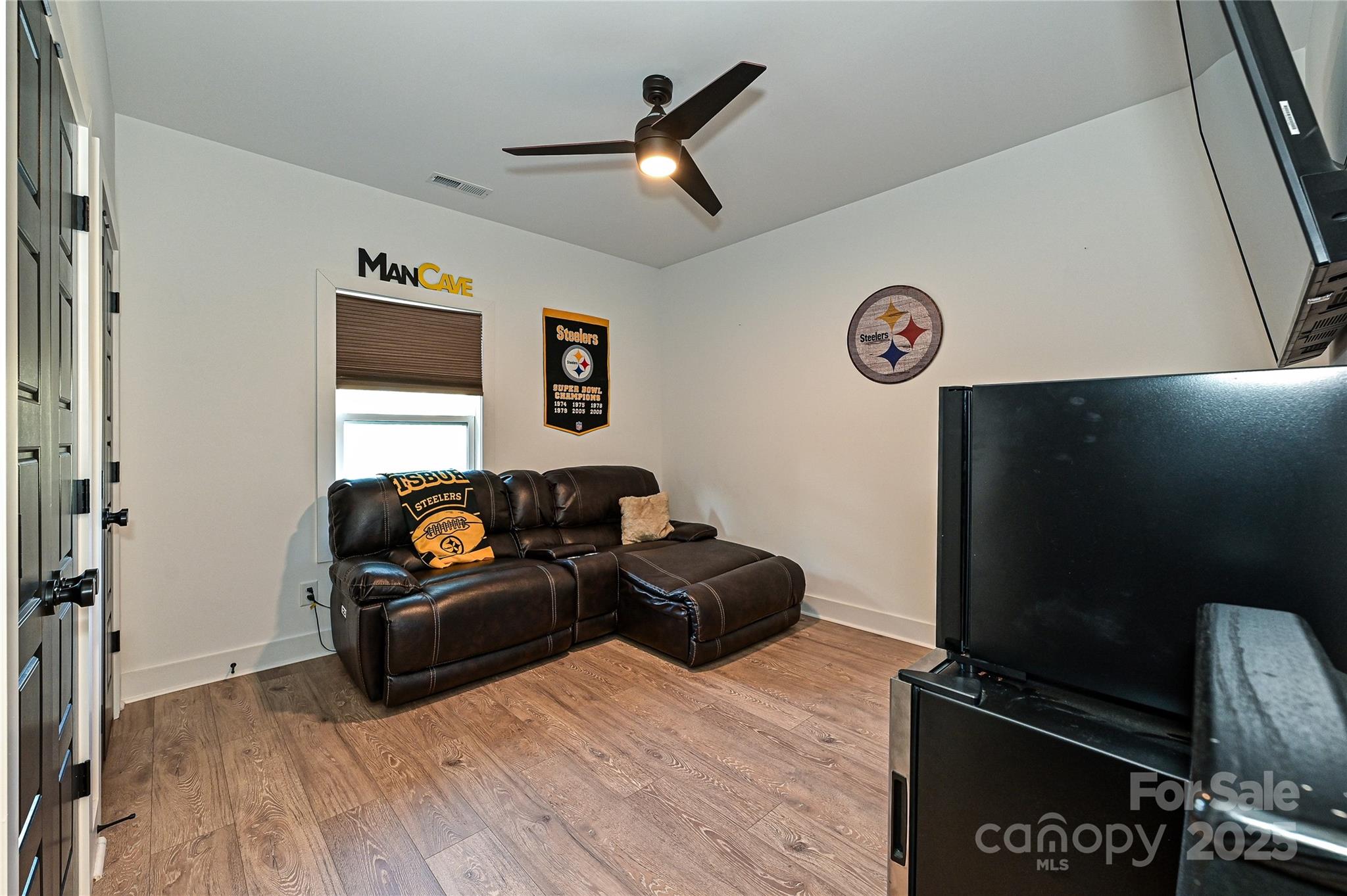 651 Tennyson Drive Property Photo 23