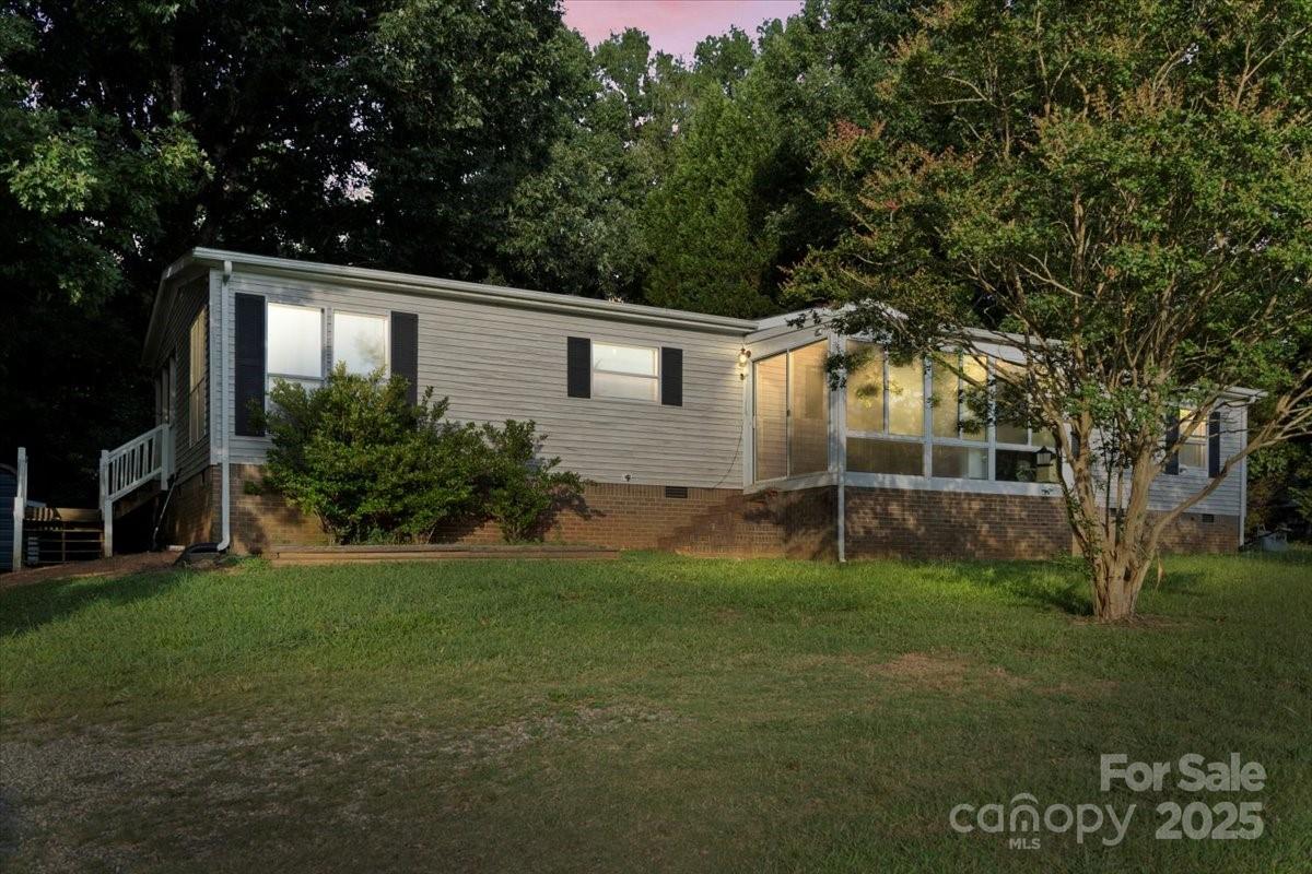 1050 Gold Mine Drive Property Photo 1