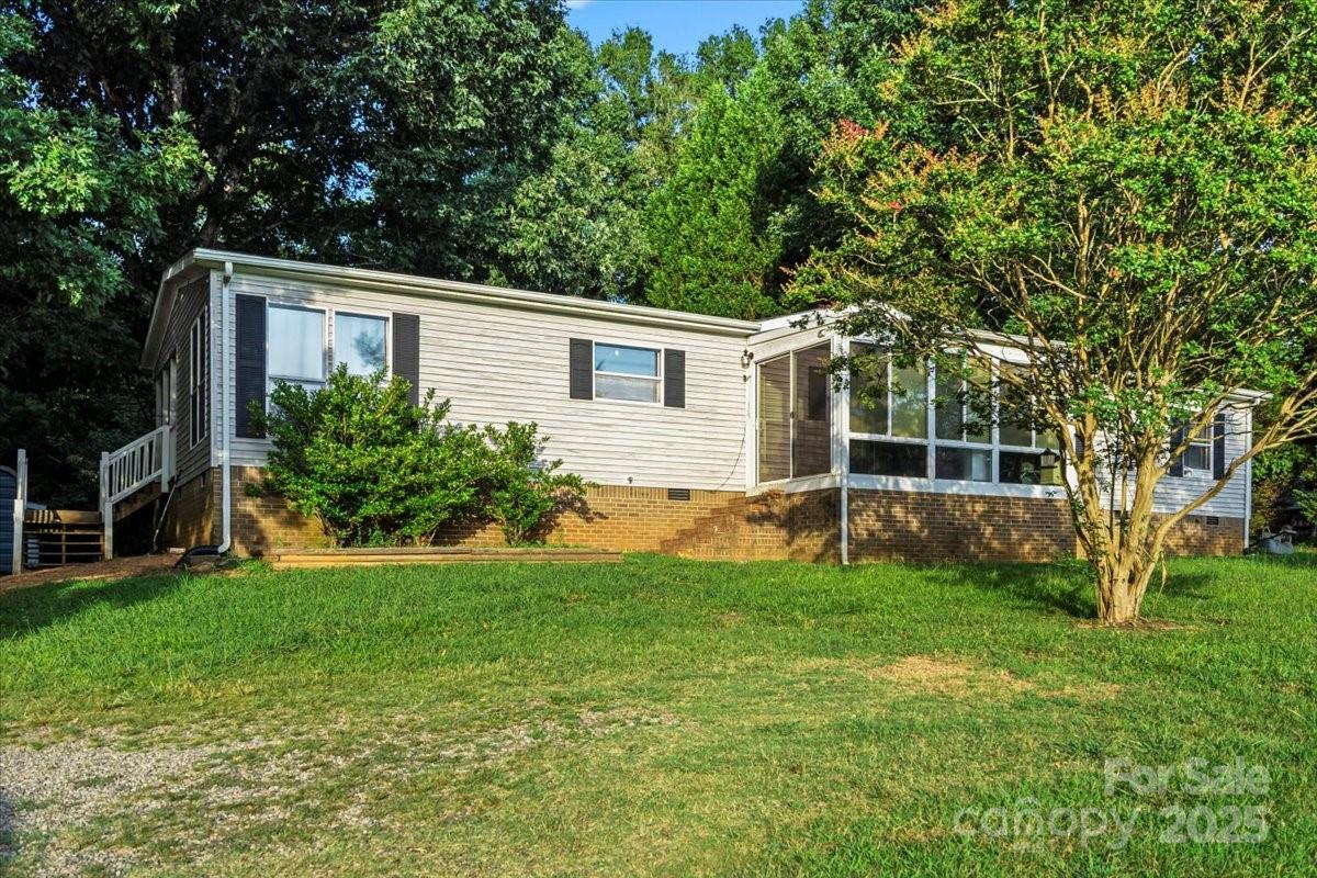 1050 Gold Mine Drive Property Photo 2