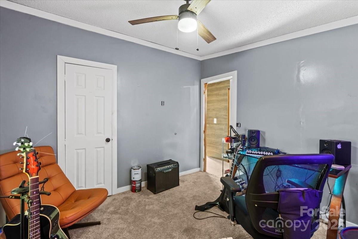 1050 Gold Mine Drive Property Photo 18