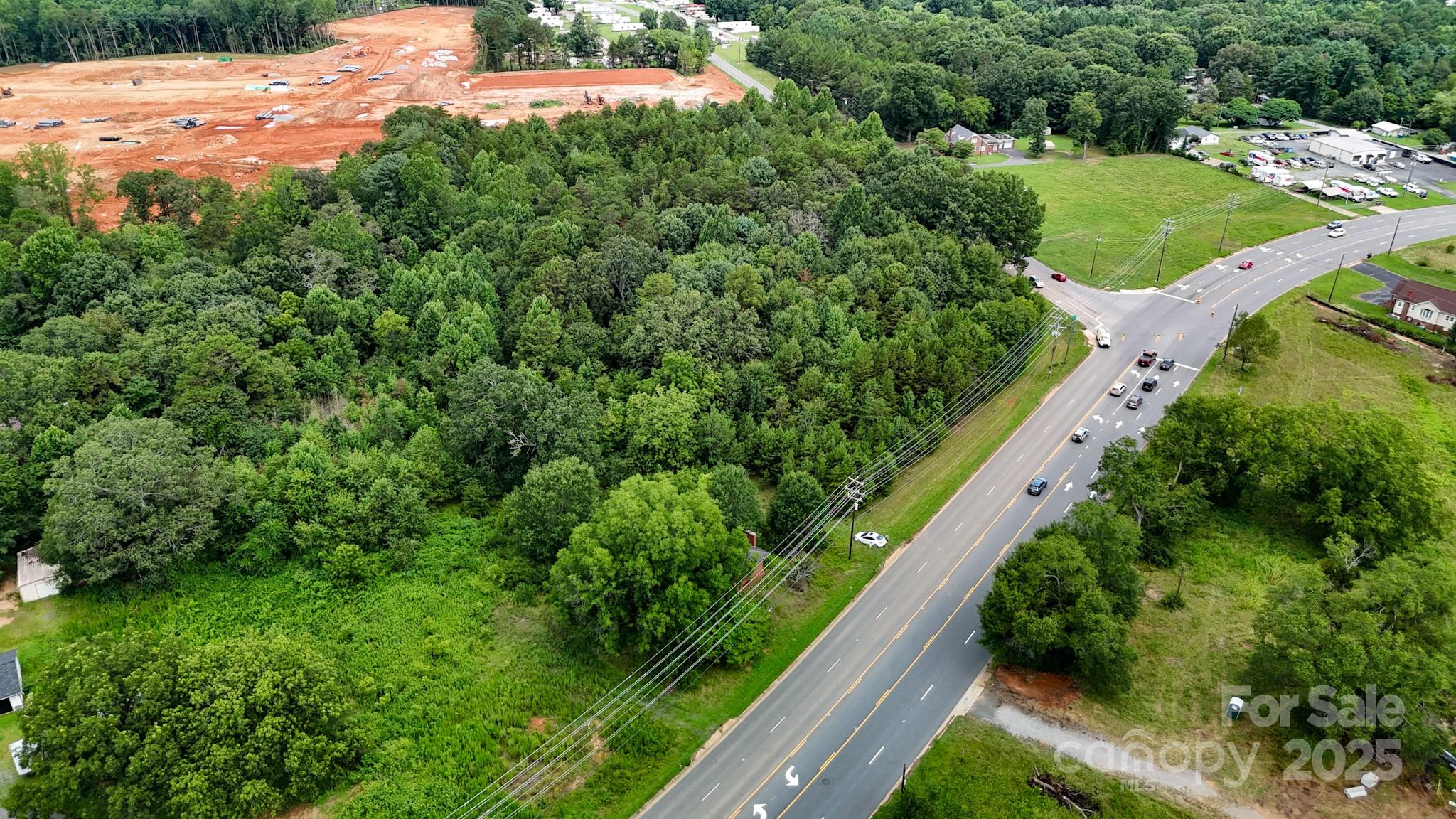 3387 Springs Road Property Photo 5