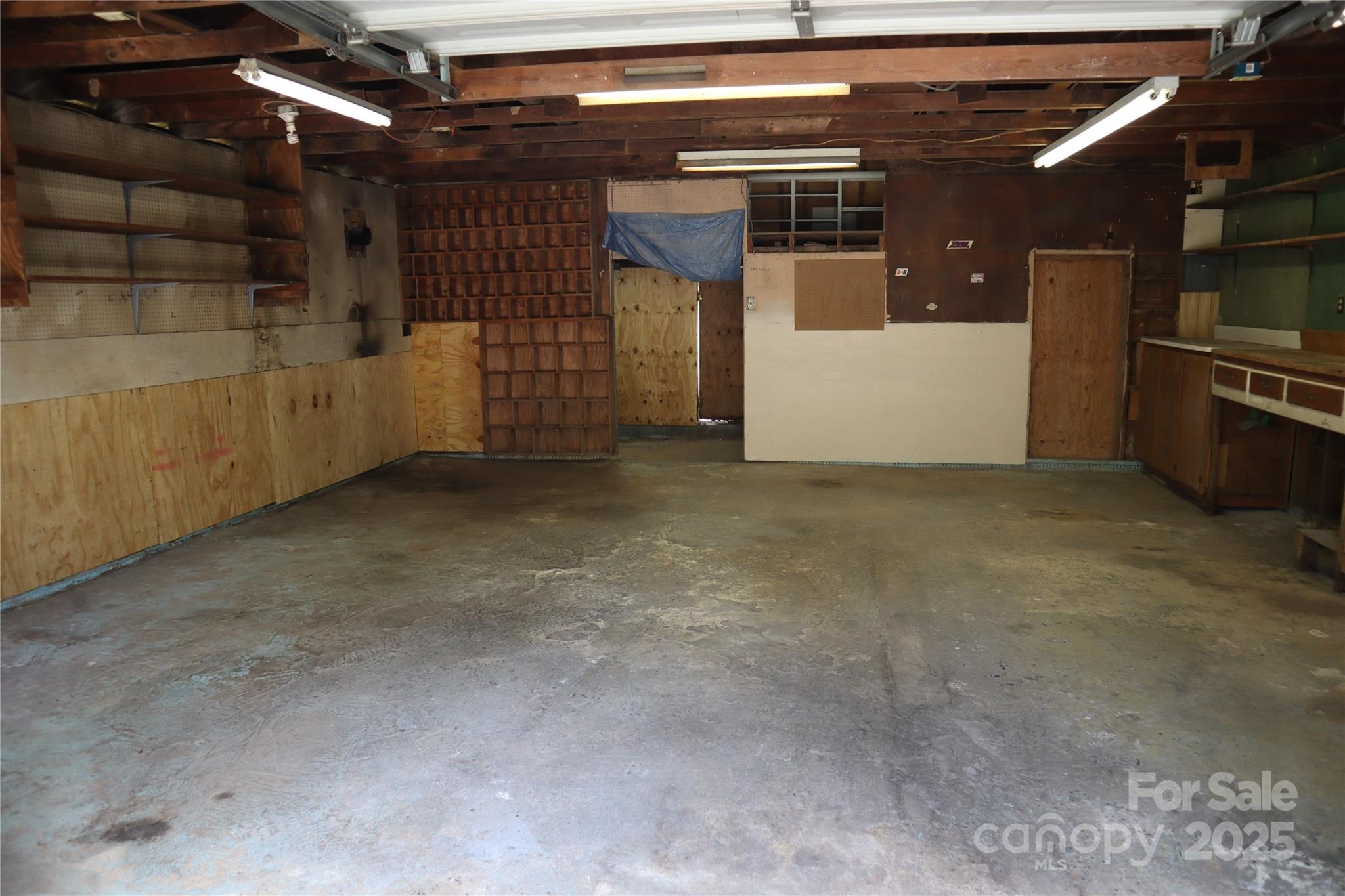 754 Cambridge Circle Property Photo 22