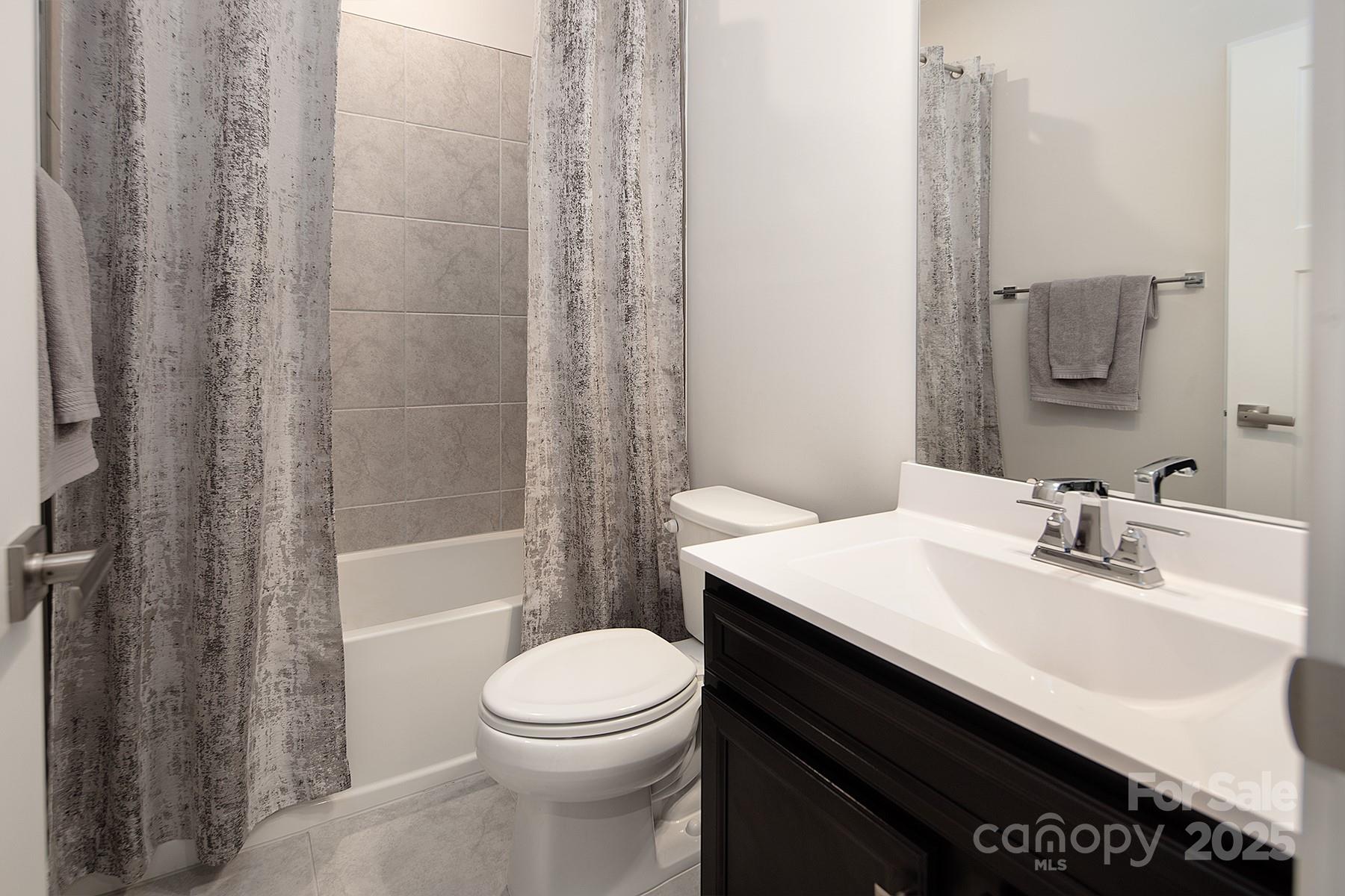 9910 Oaklawn Boulevard Property Photo 17