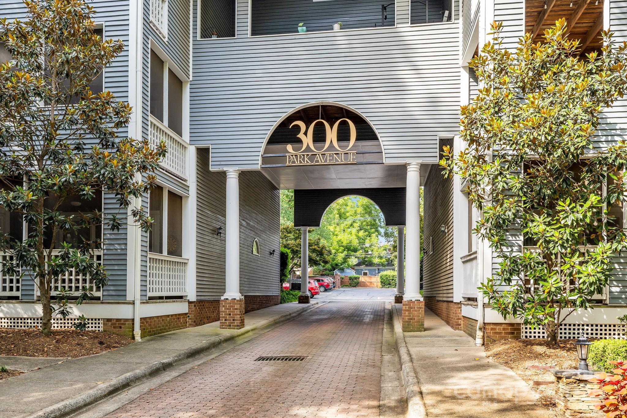 300 E Park Avenue