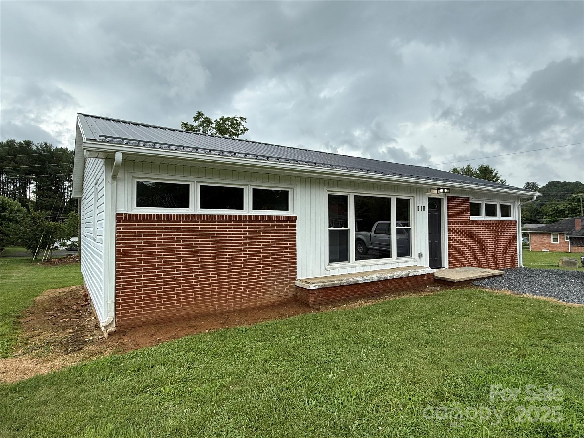 148 Brook Lane Property Photo 1