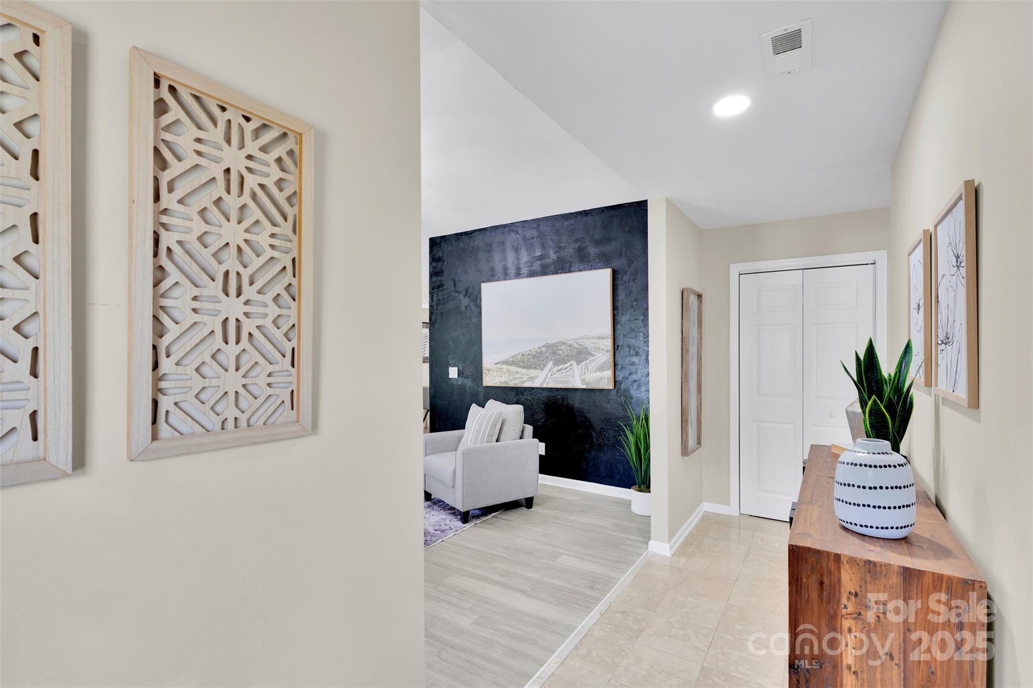 12017 Baywoods Drive Property Photo 3