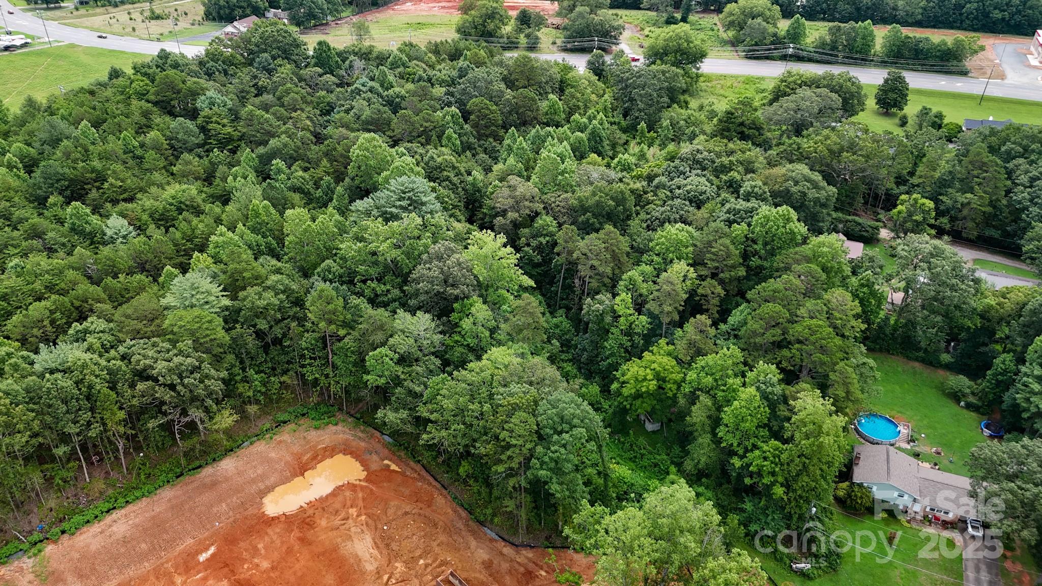 3387 Springs Road Property Photo 4