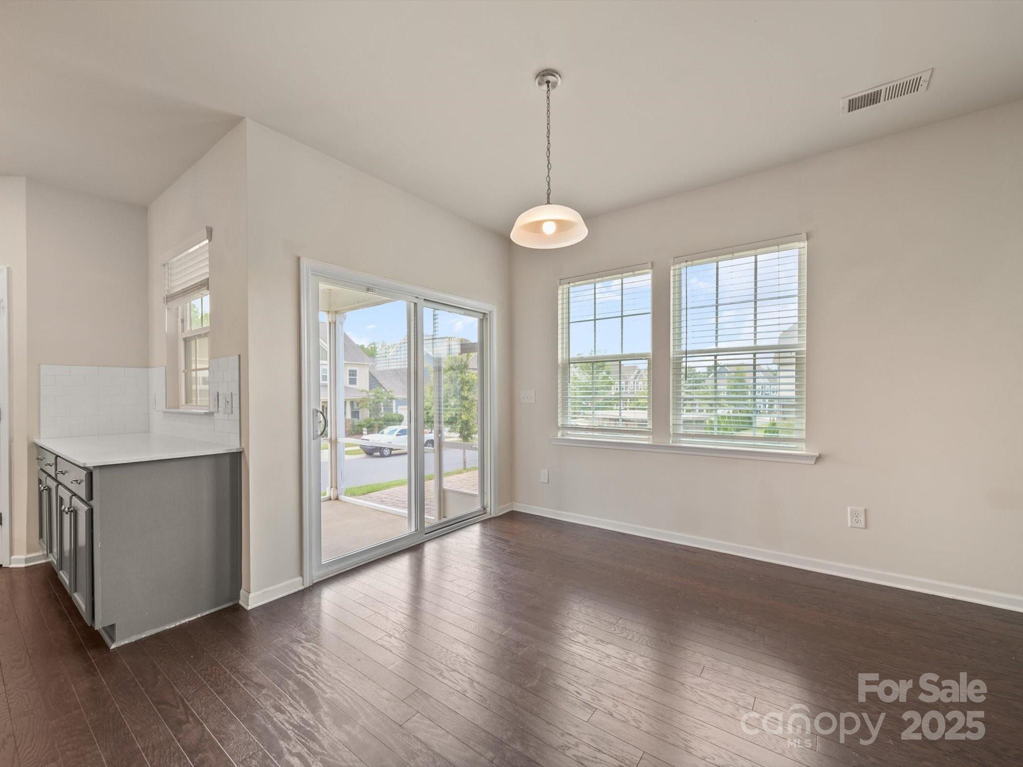1067 Winnett Drive Property Photo 13