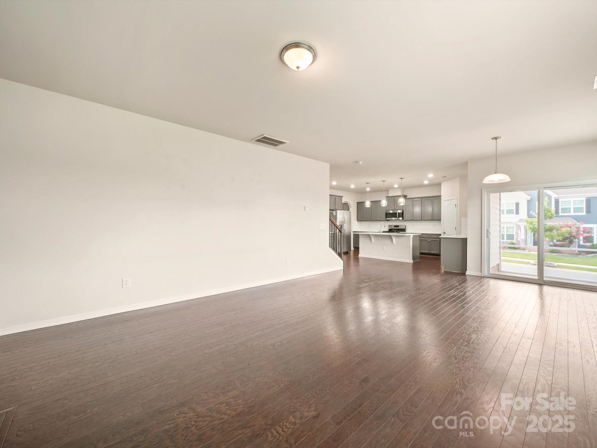 1067 Winnett Drive Property Photo 15