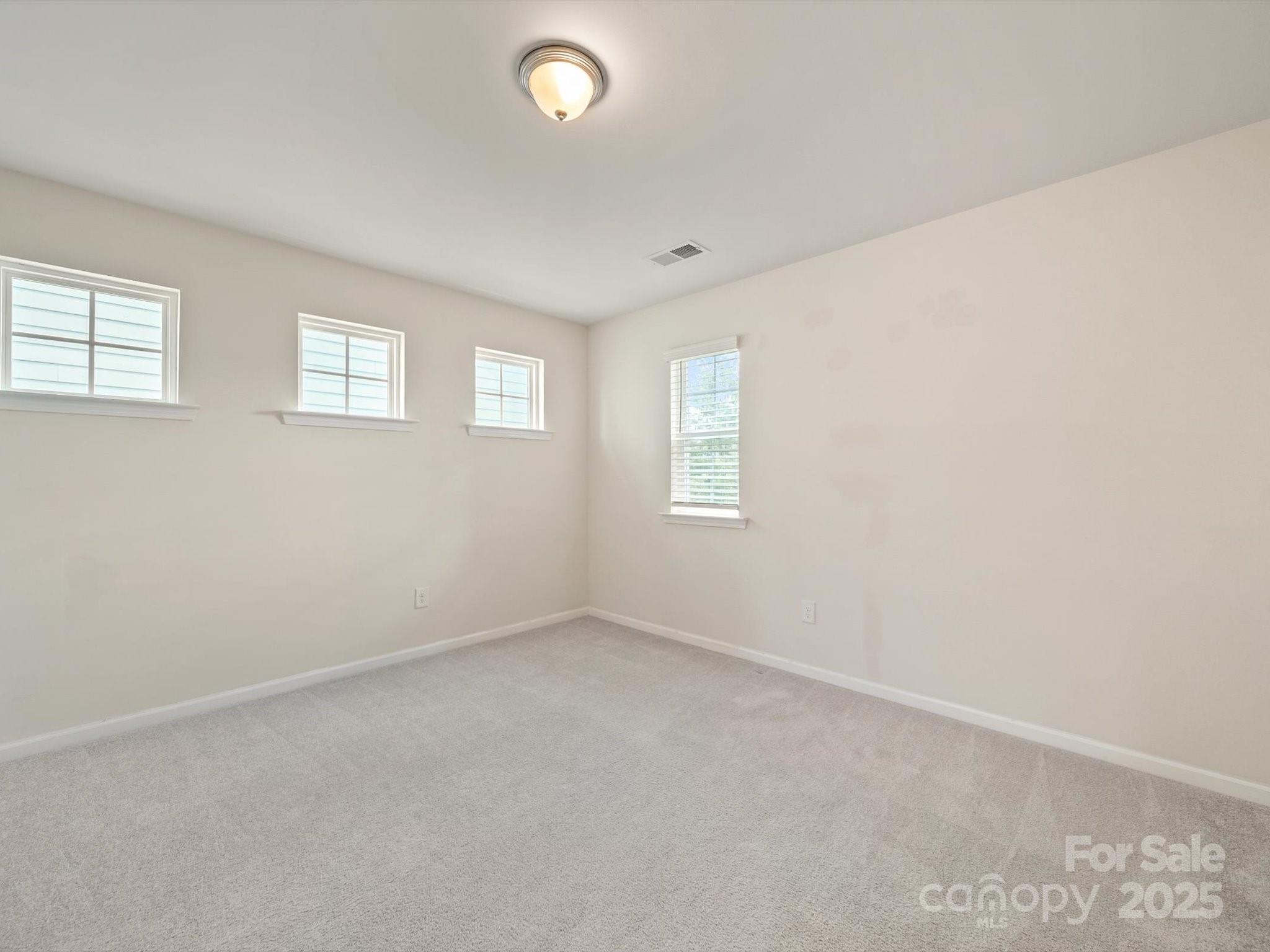 1067 Winnett Drive Property Photo 19