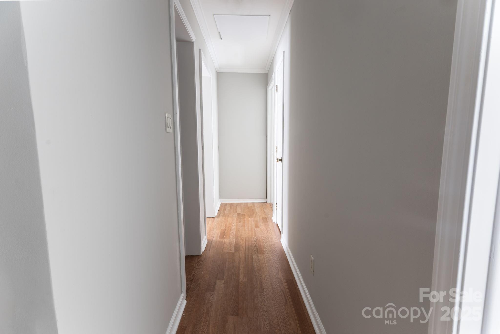 7020 Walnut Ridge Court Property Photo 13