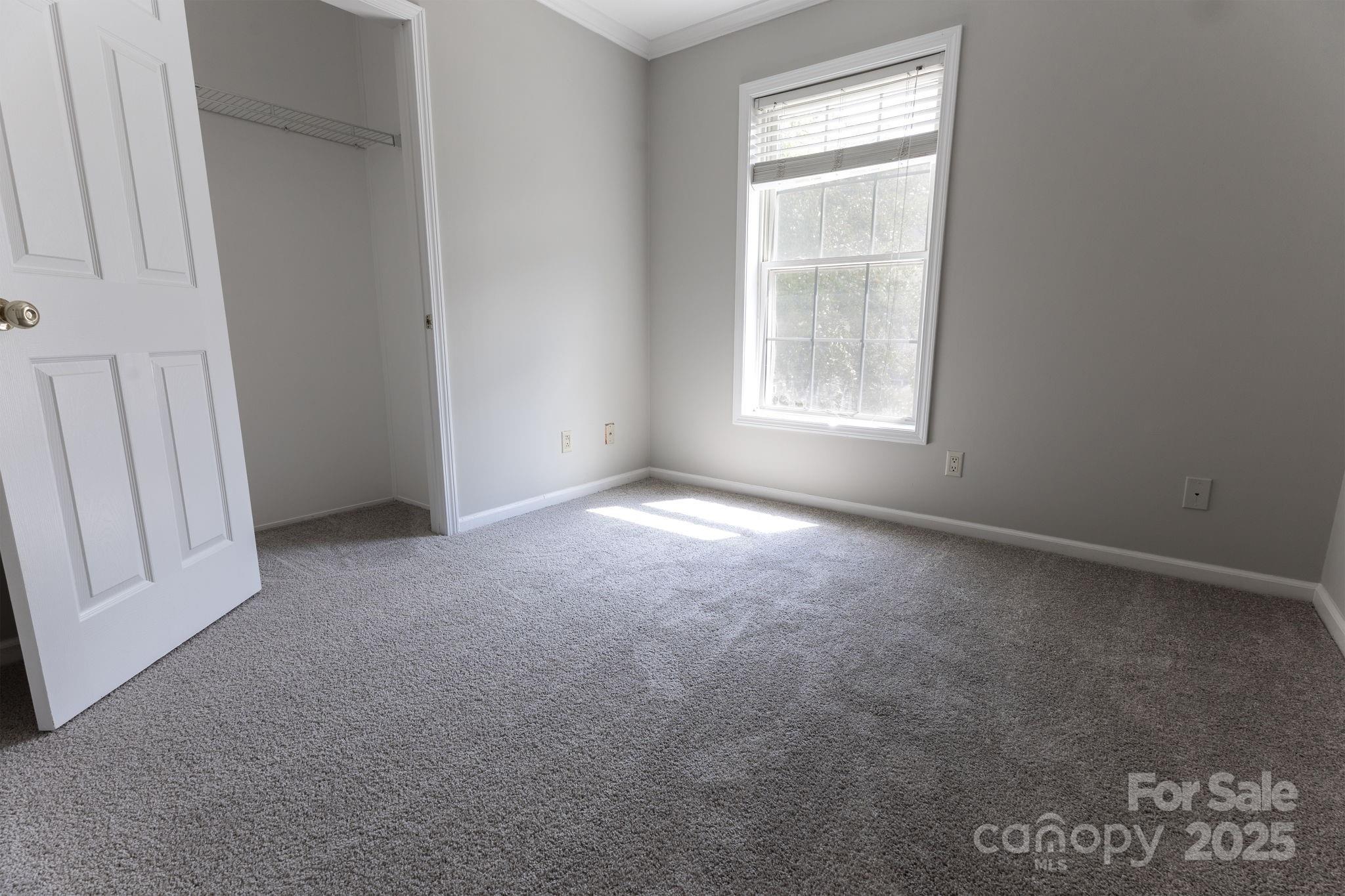 7020 Walnut Ridge Court Property Photo 16