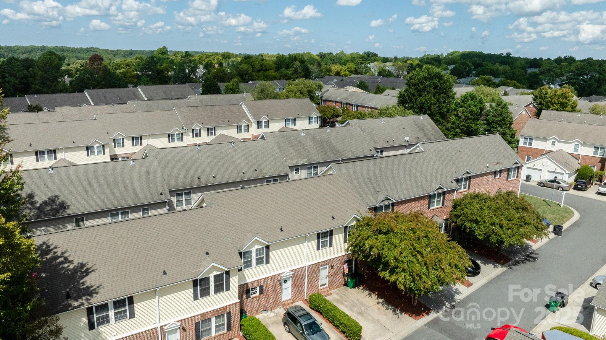 7020 Walnut Ridge Court Property Photo 24