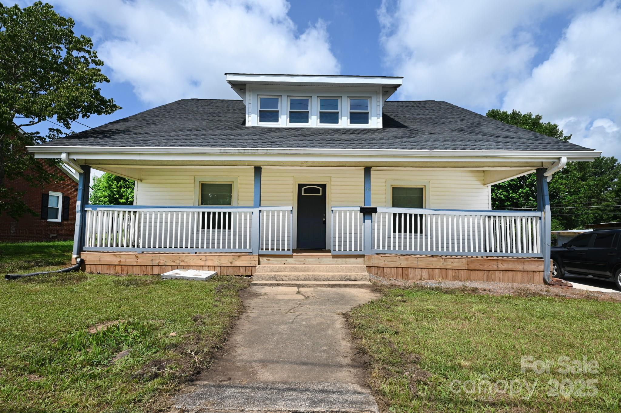 106 Virginia Street Property Photo 1