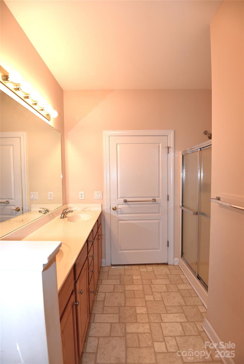 237 River Birch Drive Property Photo 11