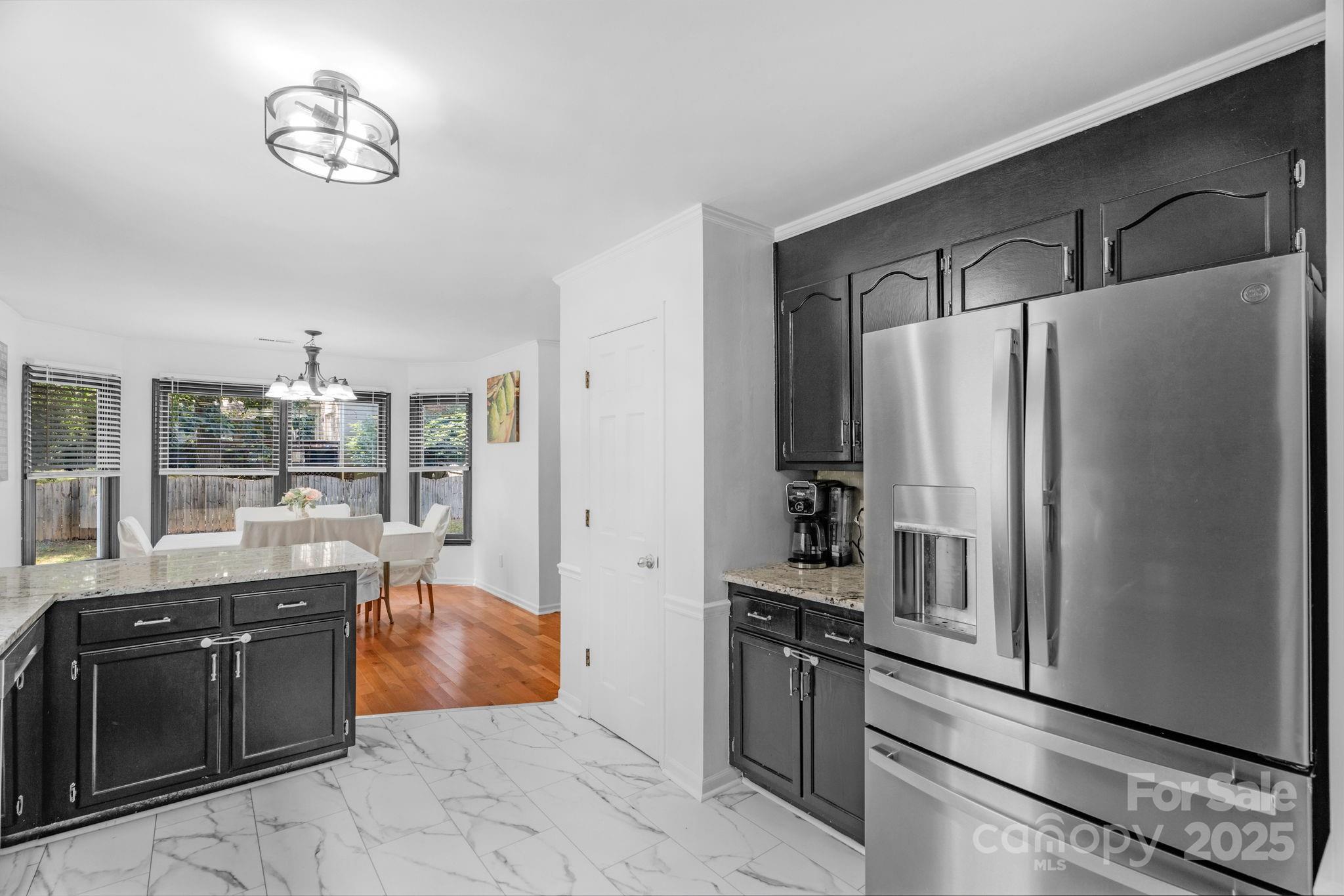 3619 Baywoods Court Property Photo 11