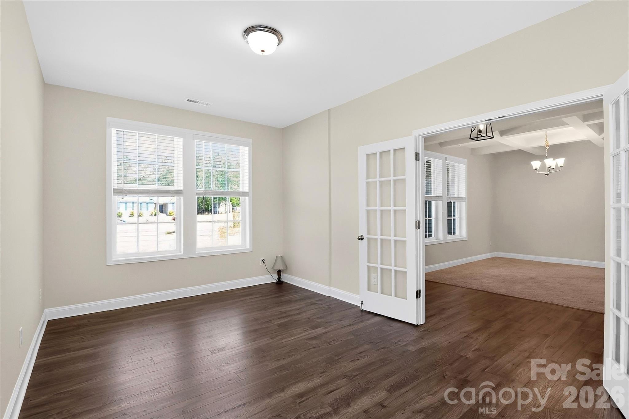 1014 Willow Grove Lane Property Photo 11