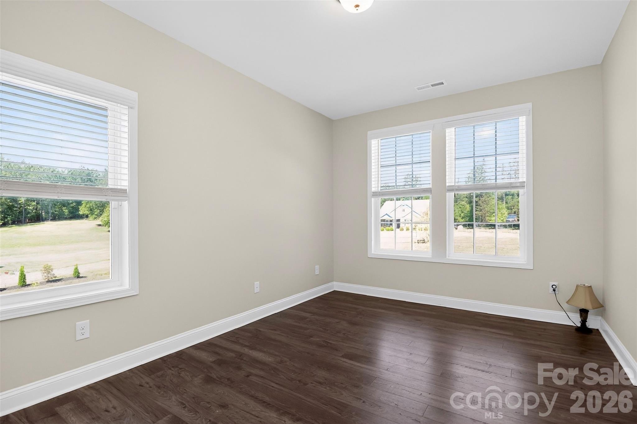 1014 Willow Grove Lane Property Photo 12