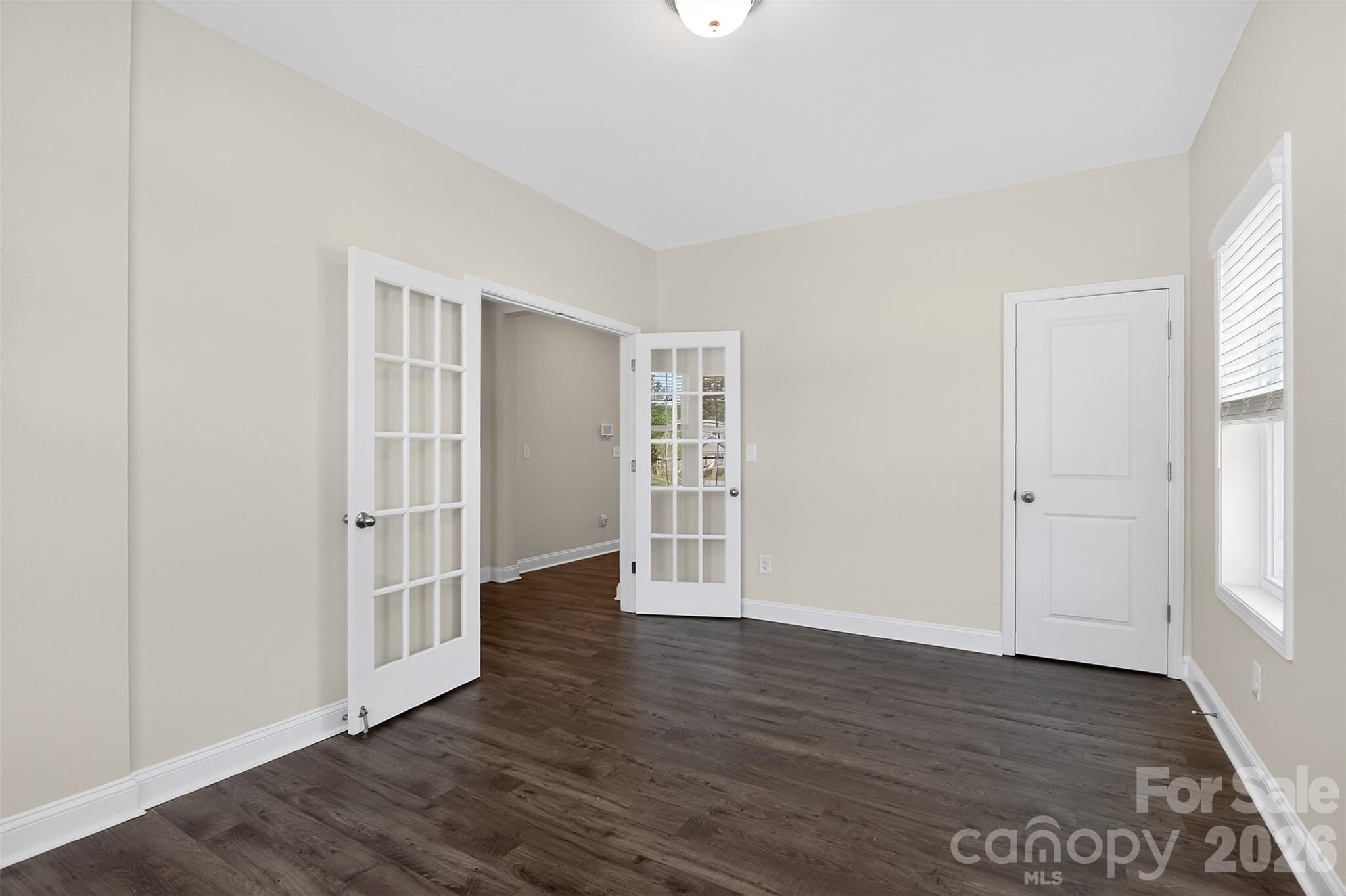 1014 Willow Grove Lane Property Photo 13