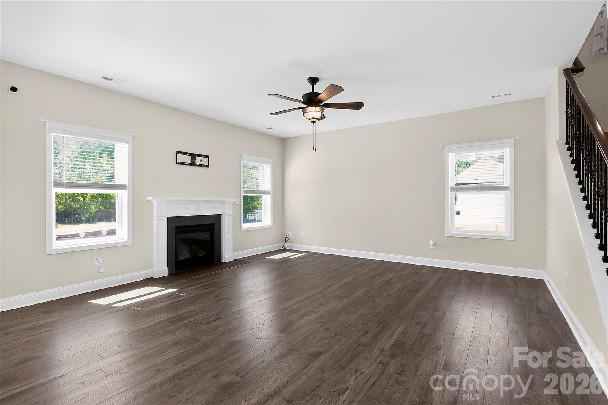 1014 Willow Grove Lane Property Photo 15