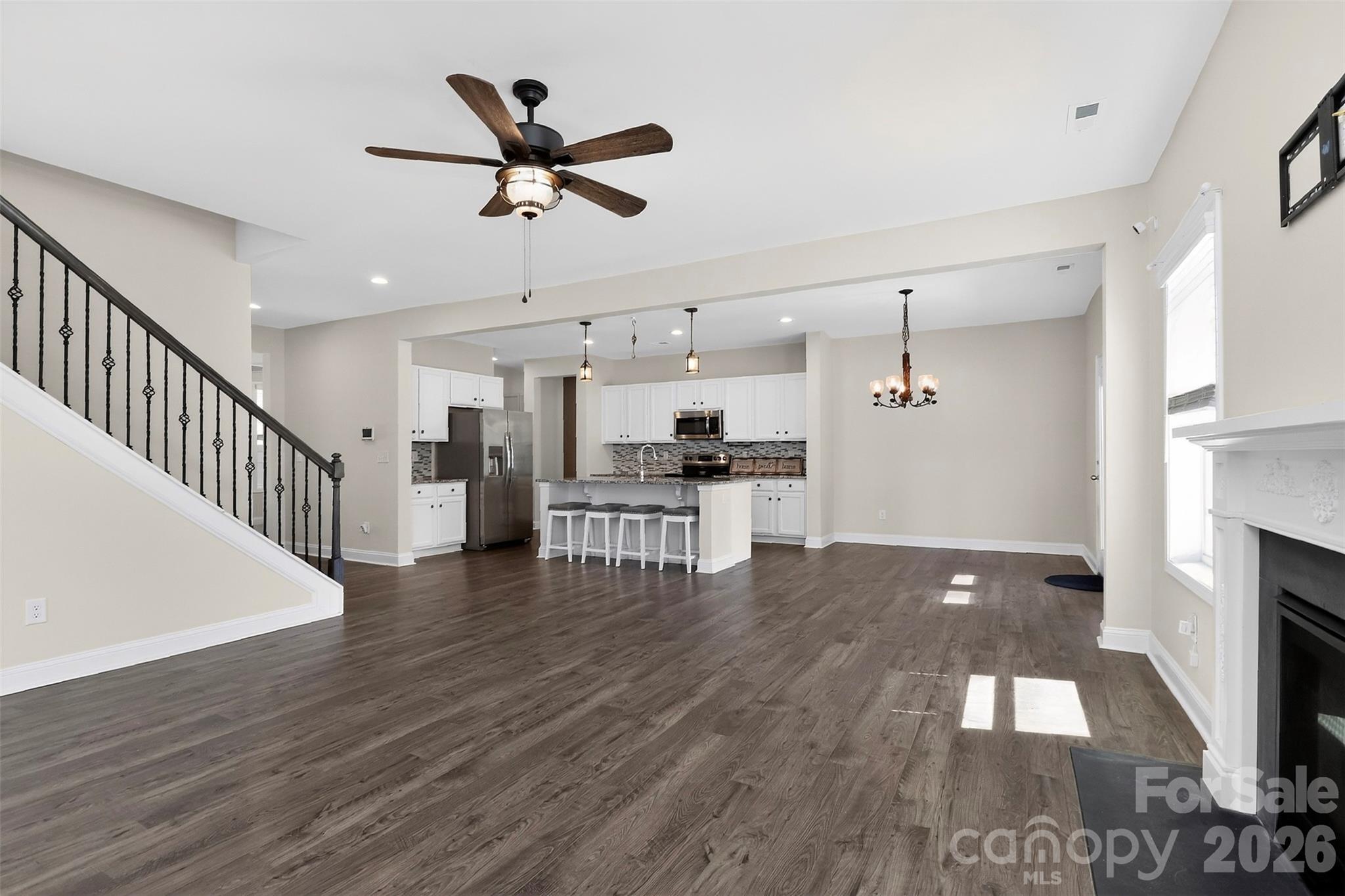 1014 Willow Grove Lane Property Photo 16