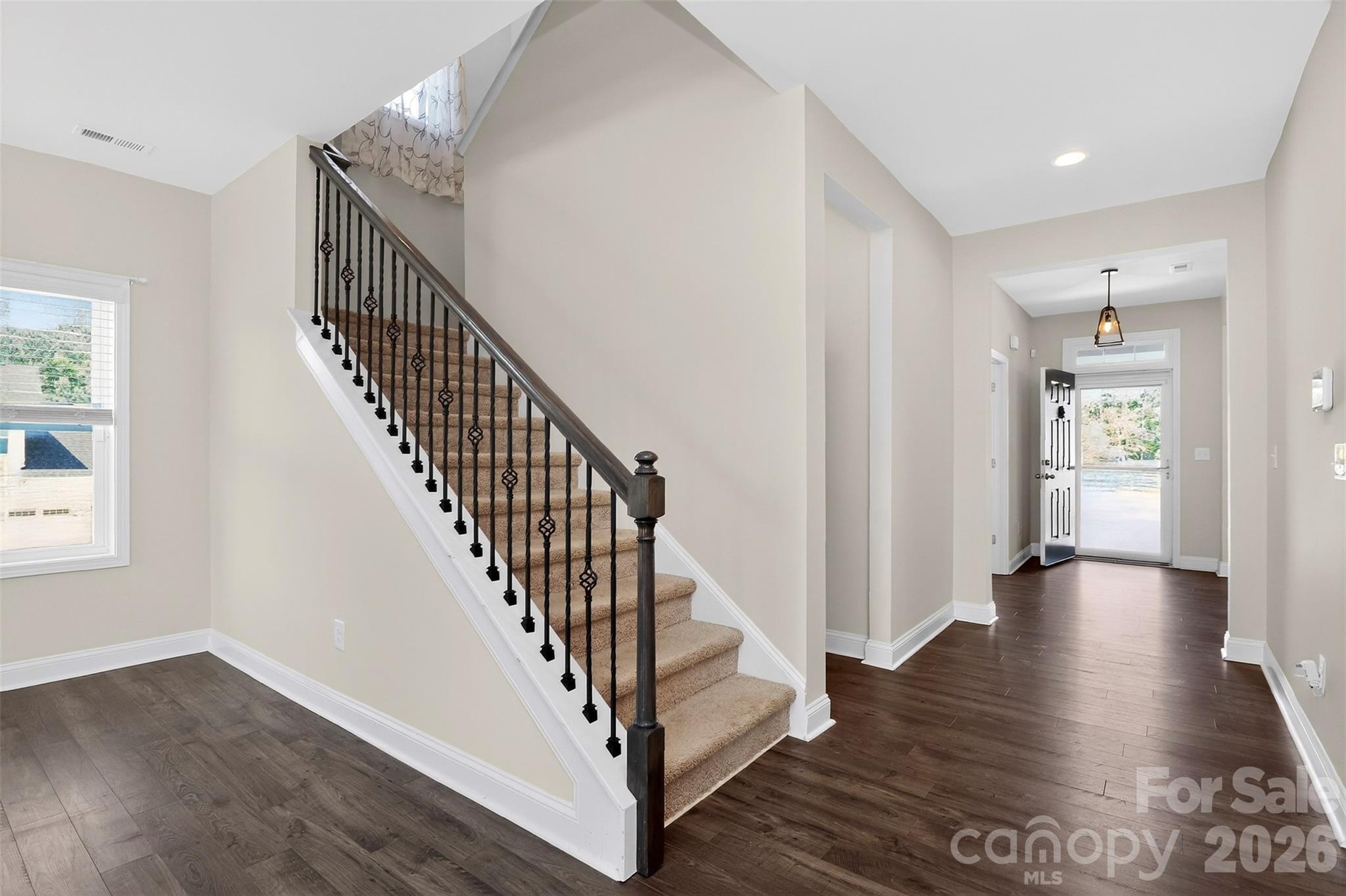 1014 Willow Grove Lane Property Photo 18