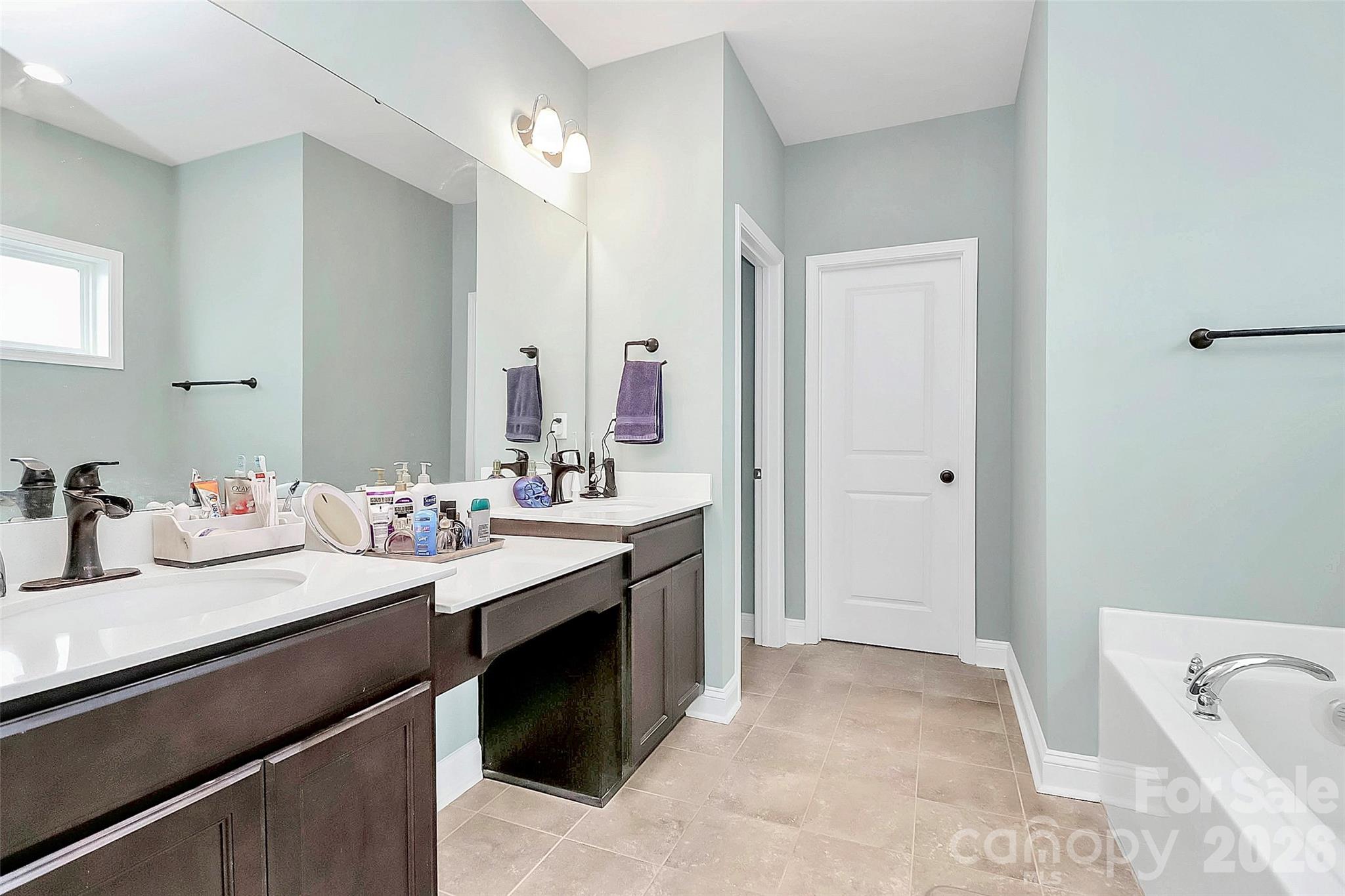 1014 Willow Grove Lane Property Photo 32