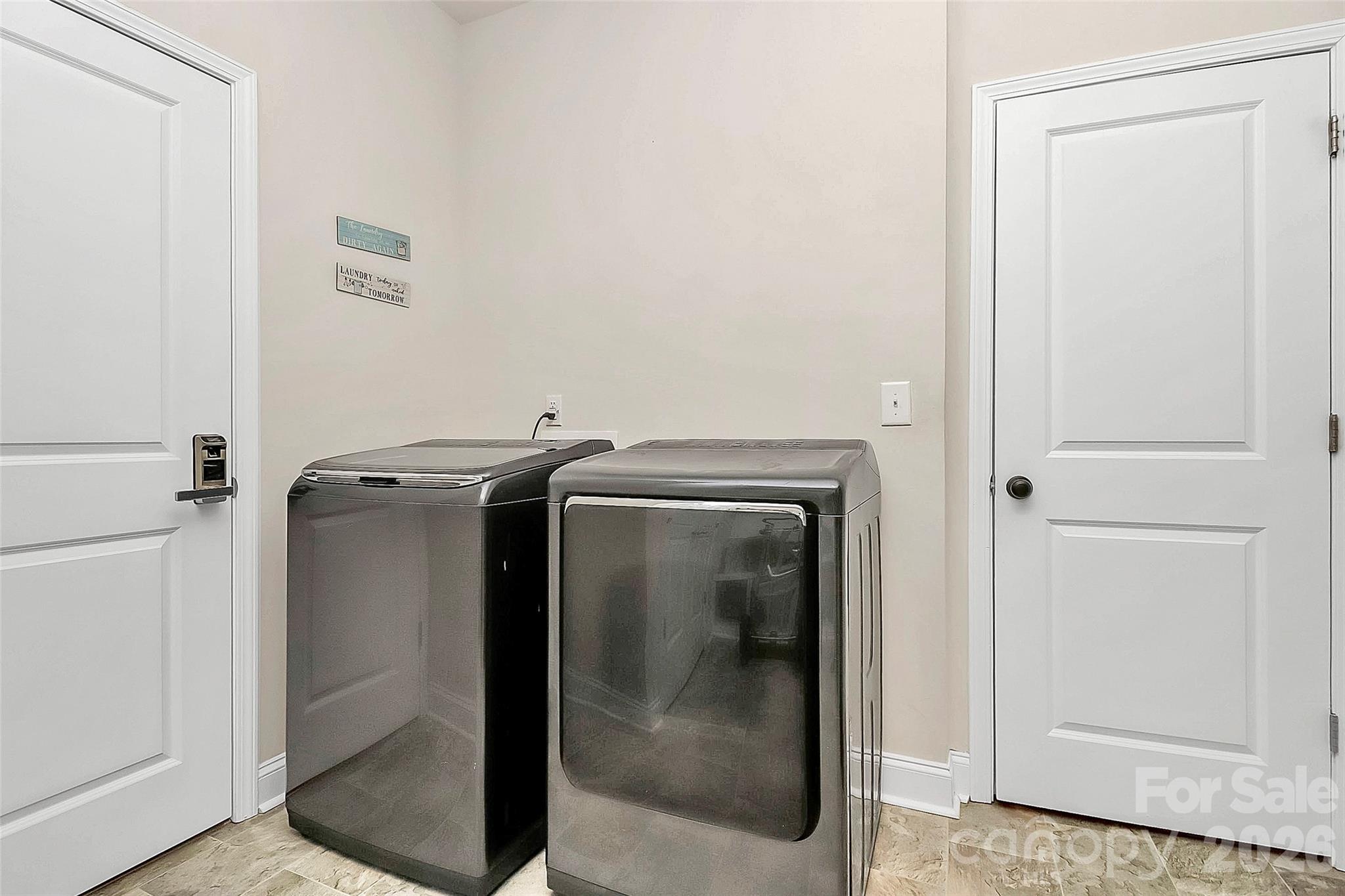 1014 Willow Grove Lane Property Photo 33