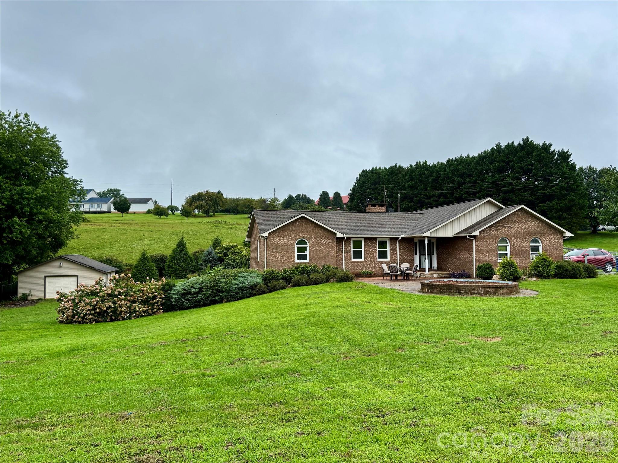 1633 Jamestown Road Property Photo 1