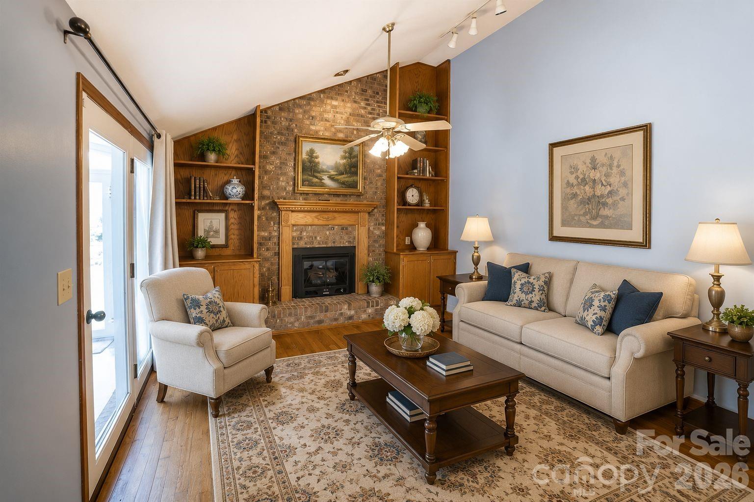 1633 Jamestown Road Property Photo 4