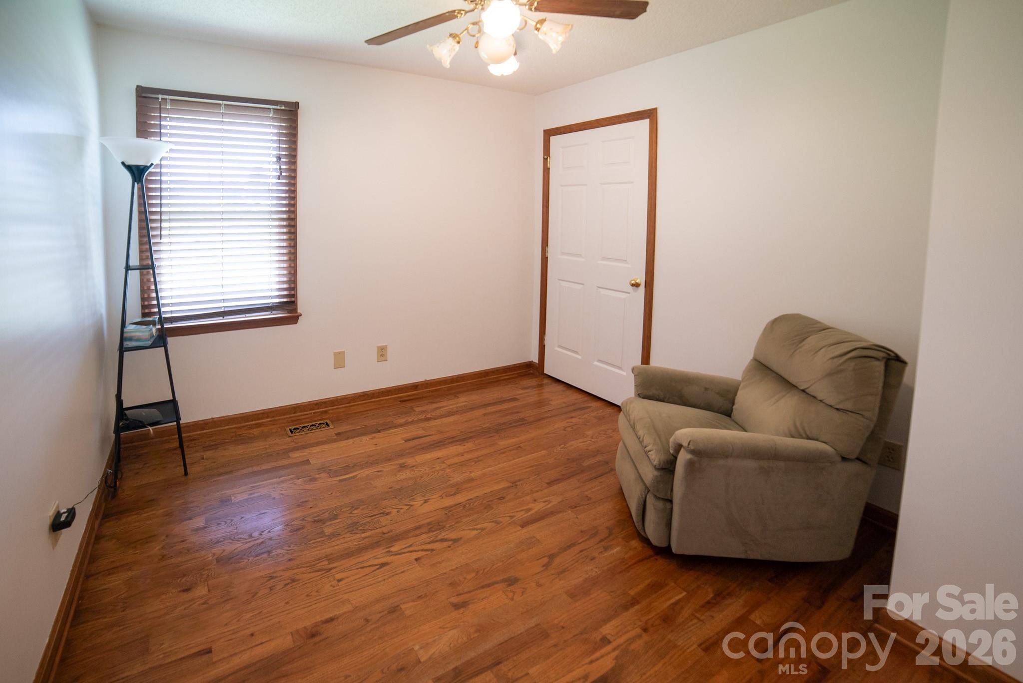 1633 Jamestown Road Property Photo 16