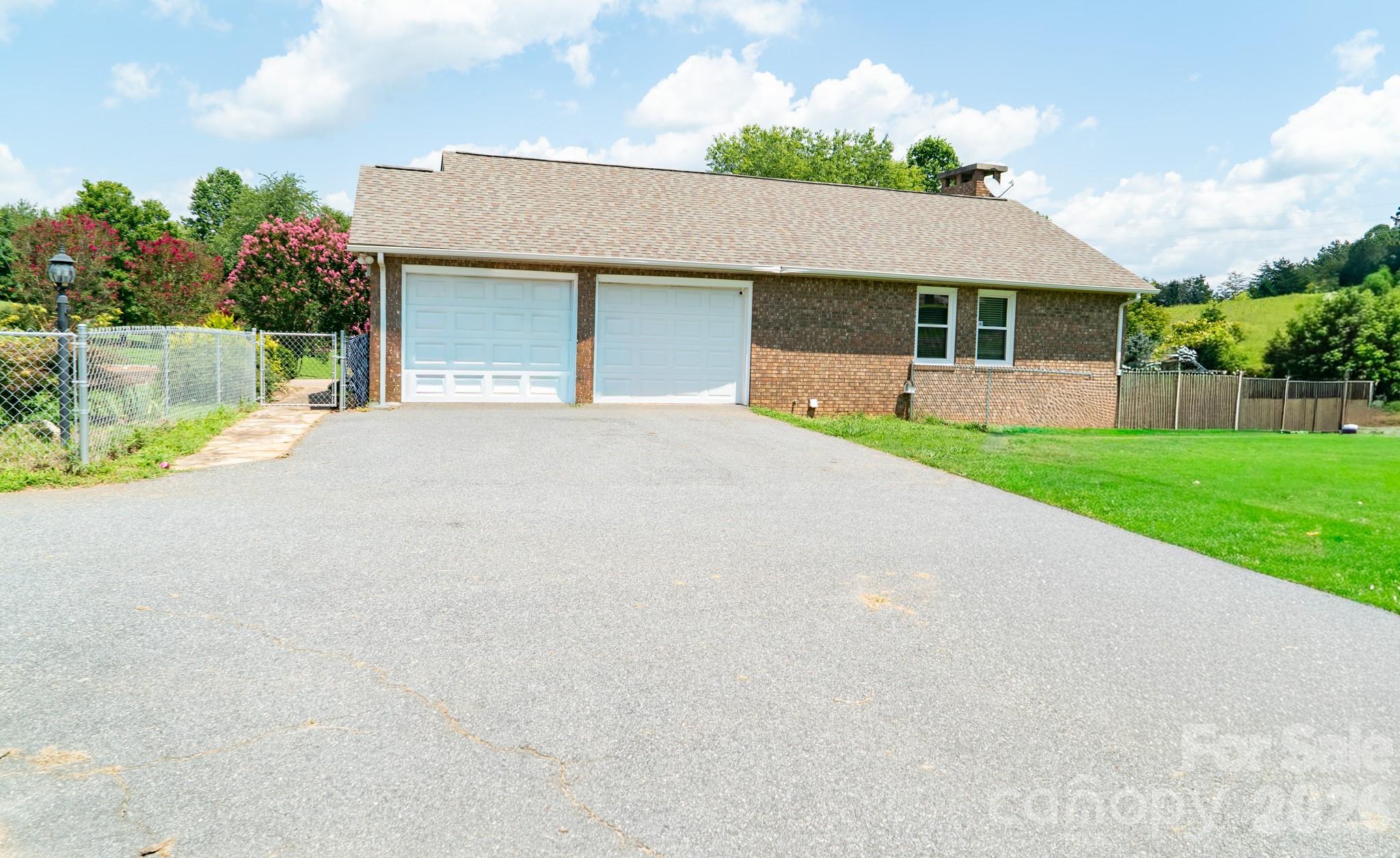 1633 Jamestown Road Property Photo 22