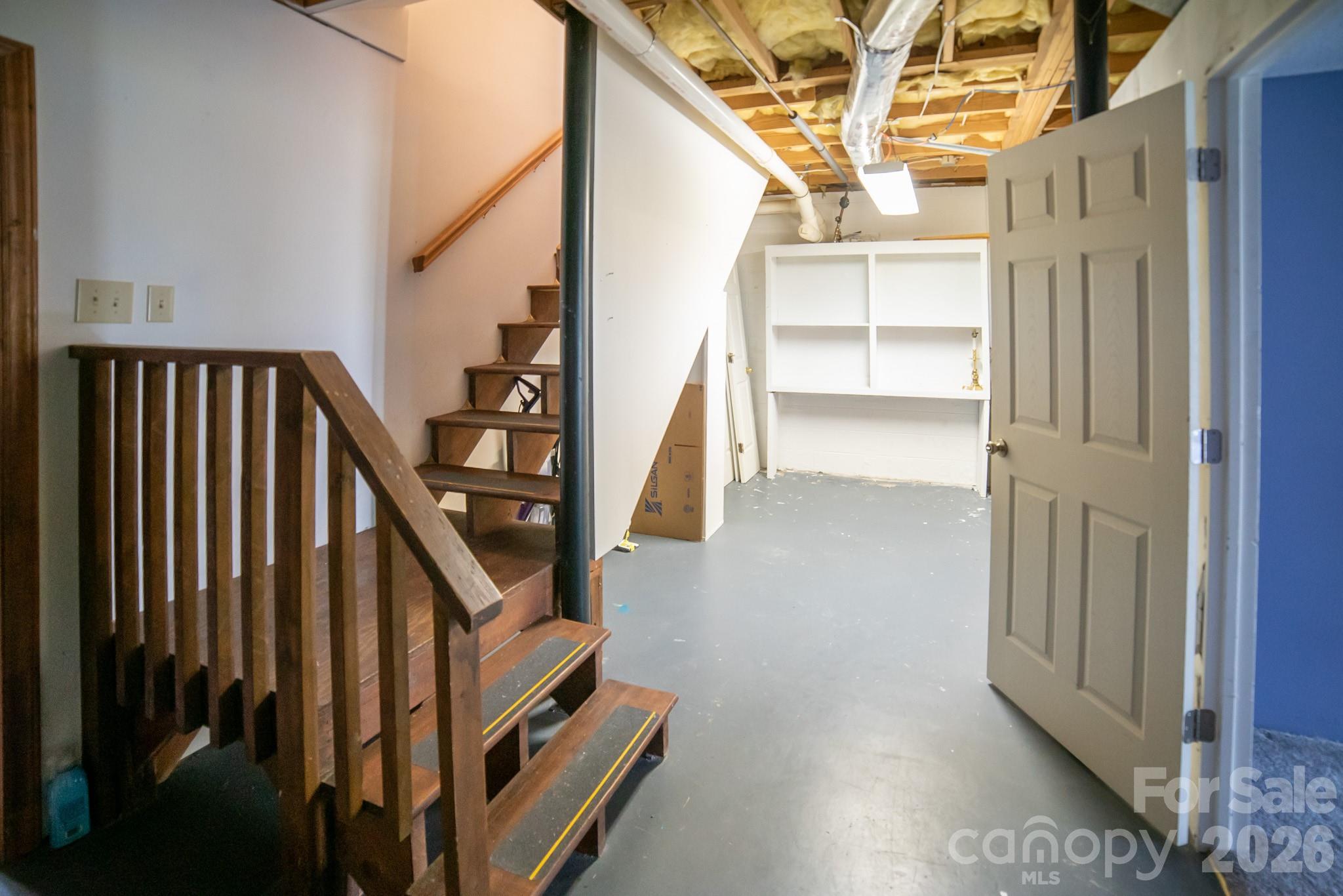 1633 Jamestown Road Property Photo 23