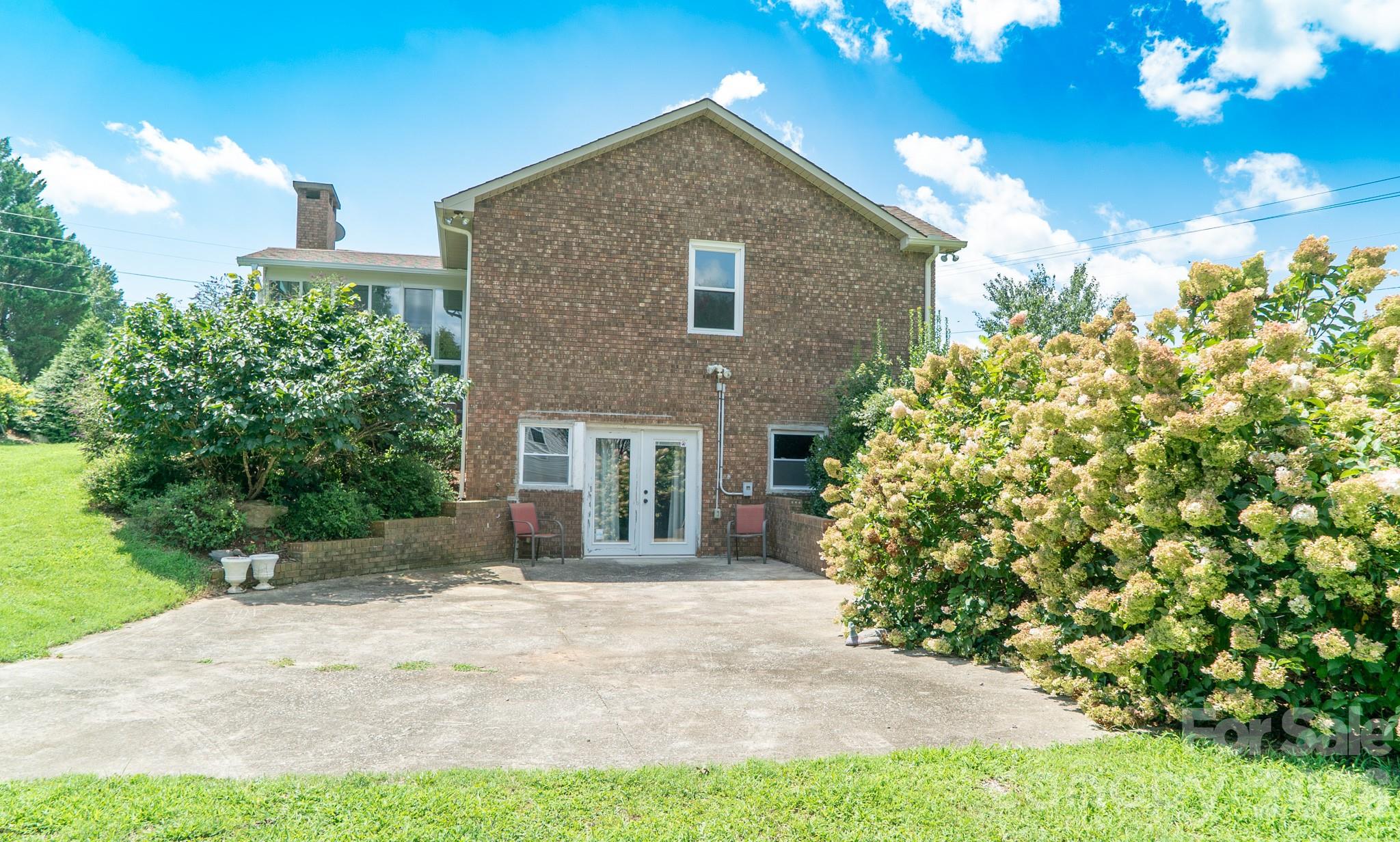 1633 Jamestown Road Property Photo 29