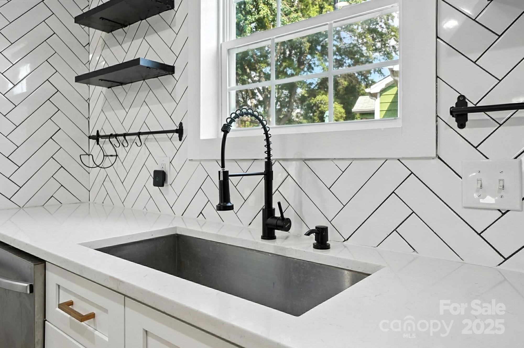 2437 Remount Road Property Photo 9