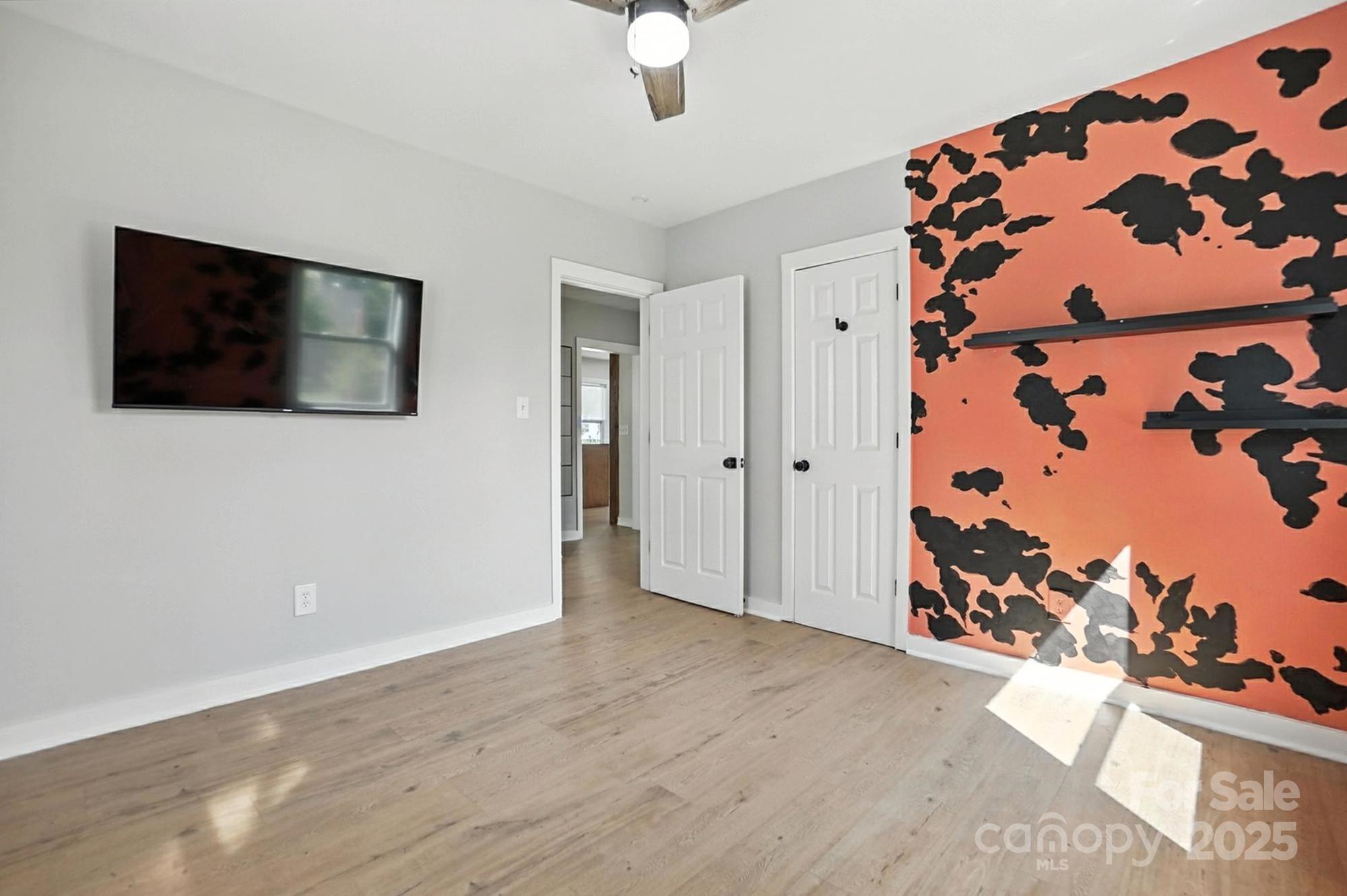 2437 Remount Road Property Photo 19