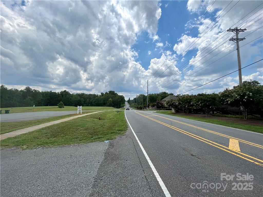 5419 Stevens Mill Road Property Photo 10