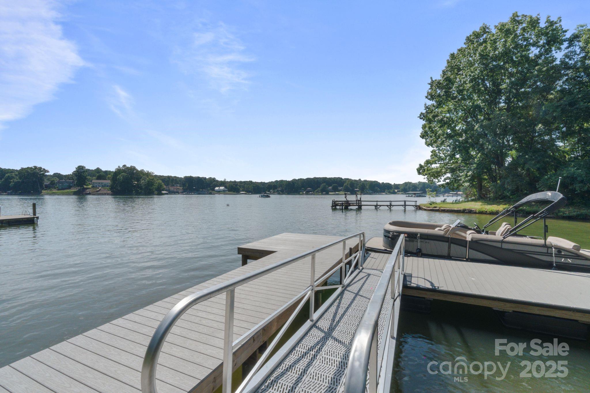3539 Tee Street Property Photo 1