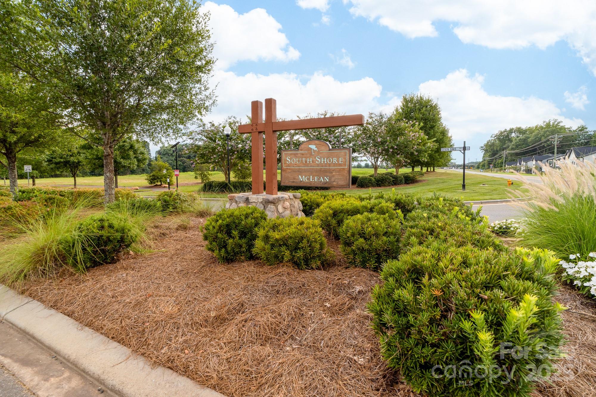 1006 Kingbird Lane Property Photo 1