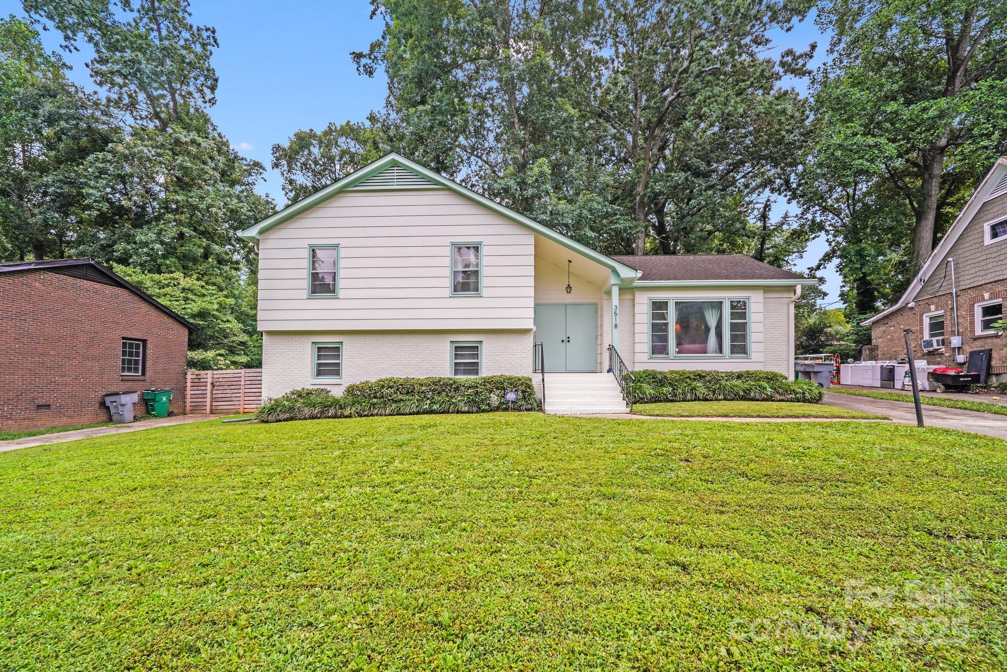3518 Donovan Place Property Photo