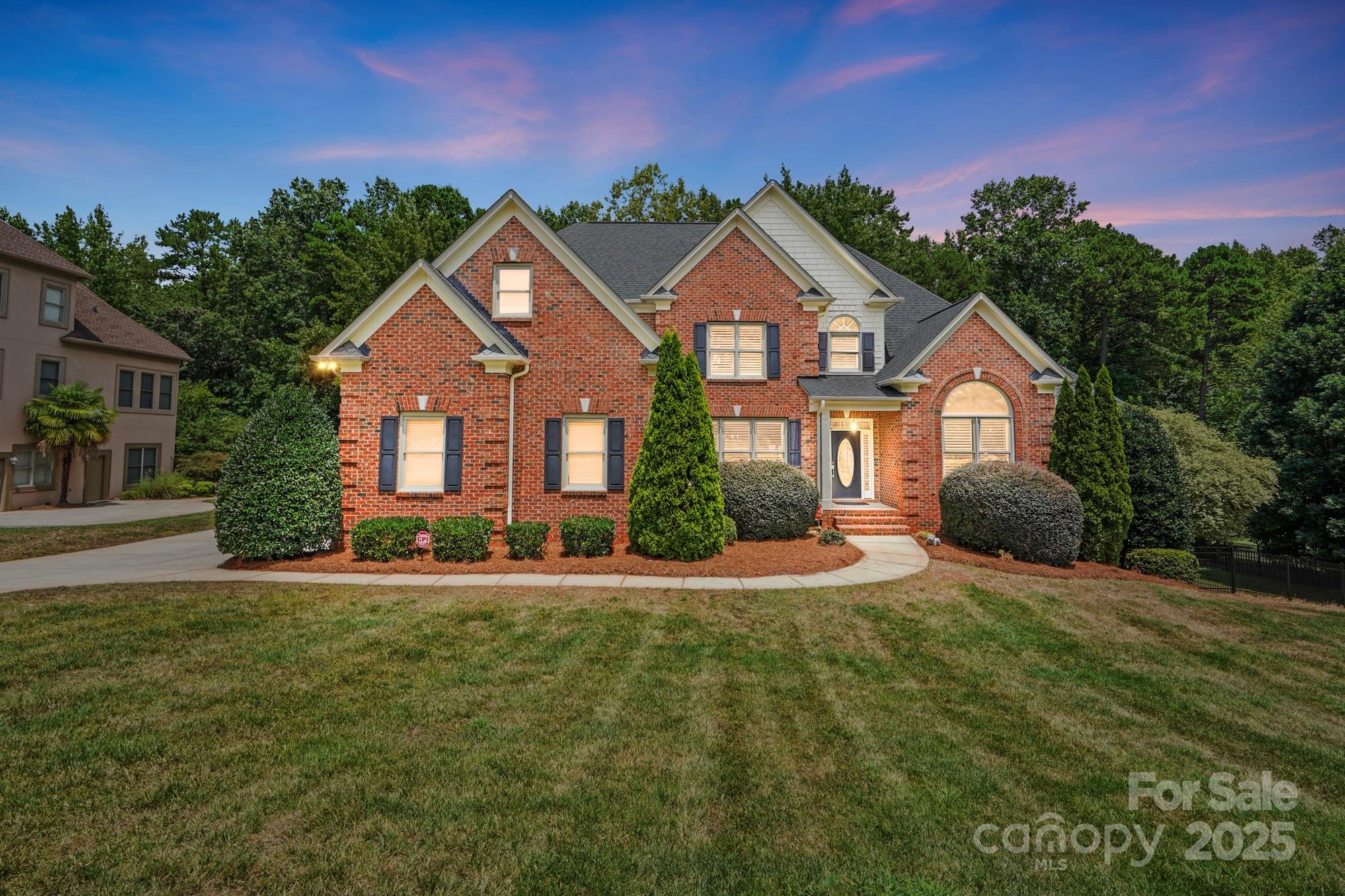 15035 Davis Trace Drive Property Photo 1