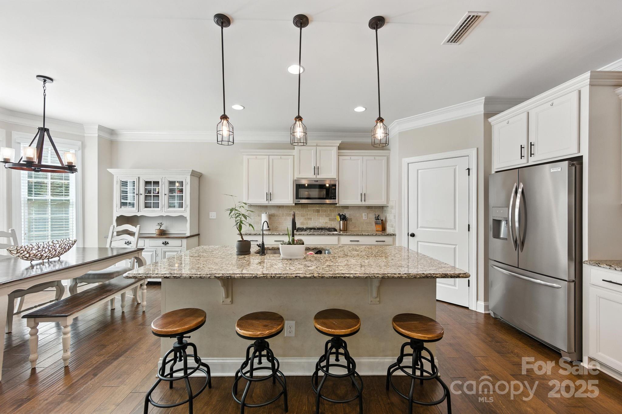 126 Canoe Pole Lane Property Photo 8