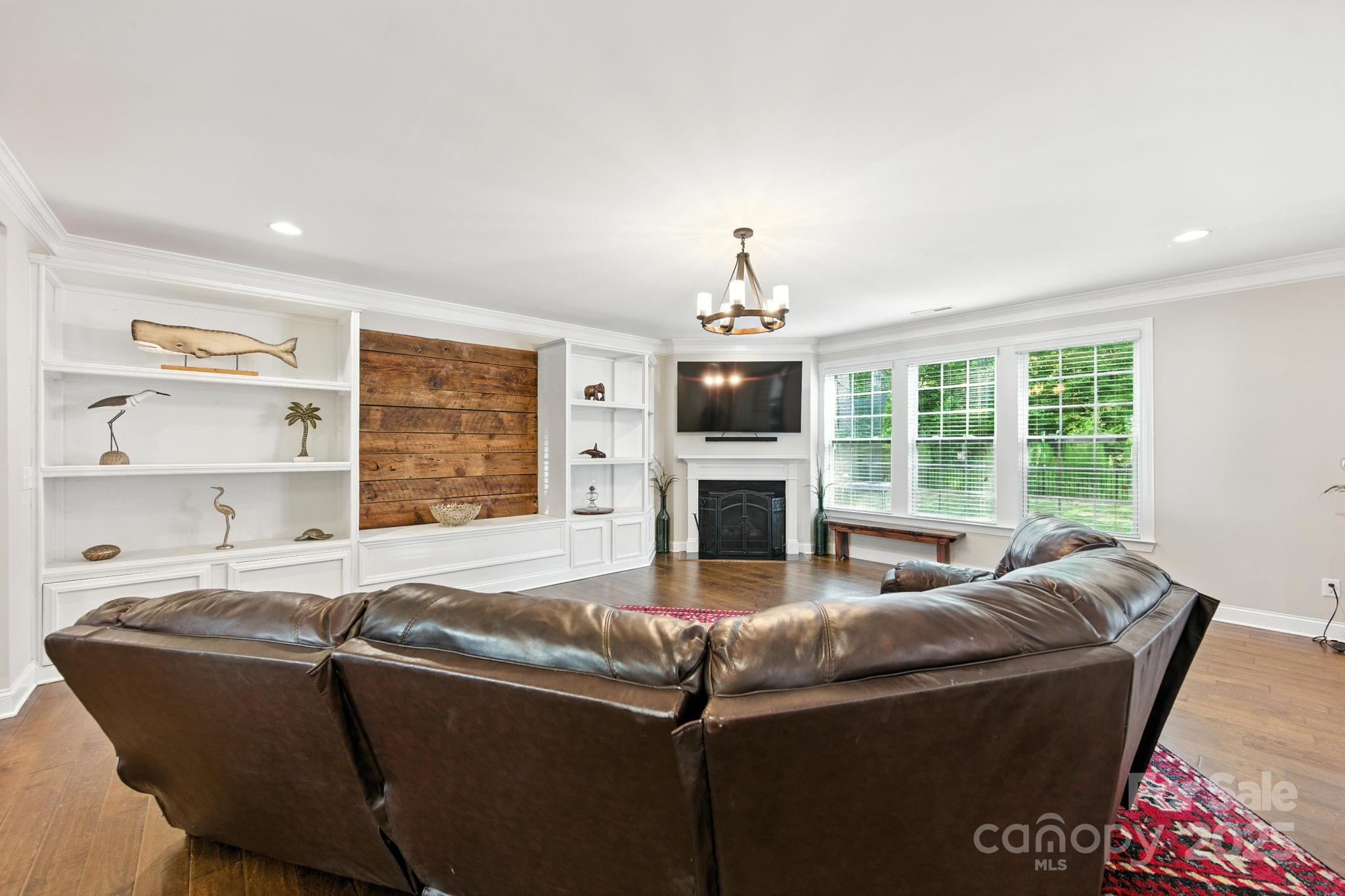 126 Canoe Pole Lane Property Photo 14