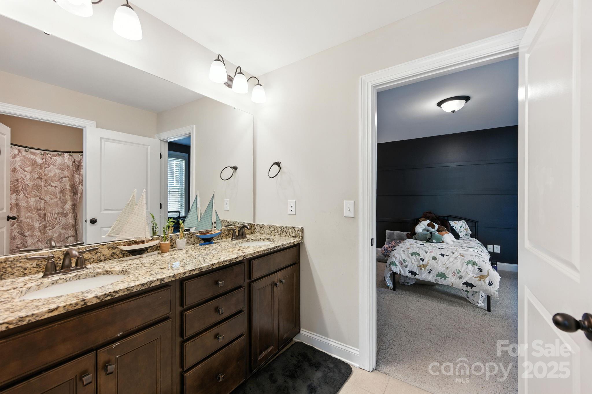 126 Canoe Pole Lane Property Photo 29
