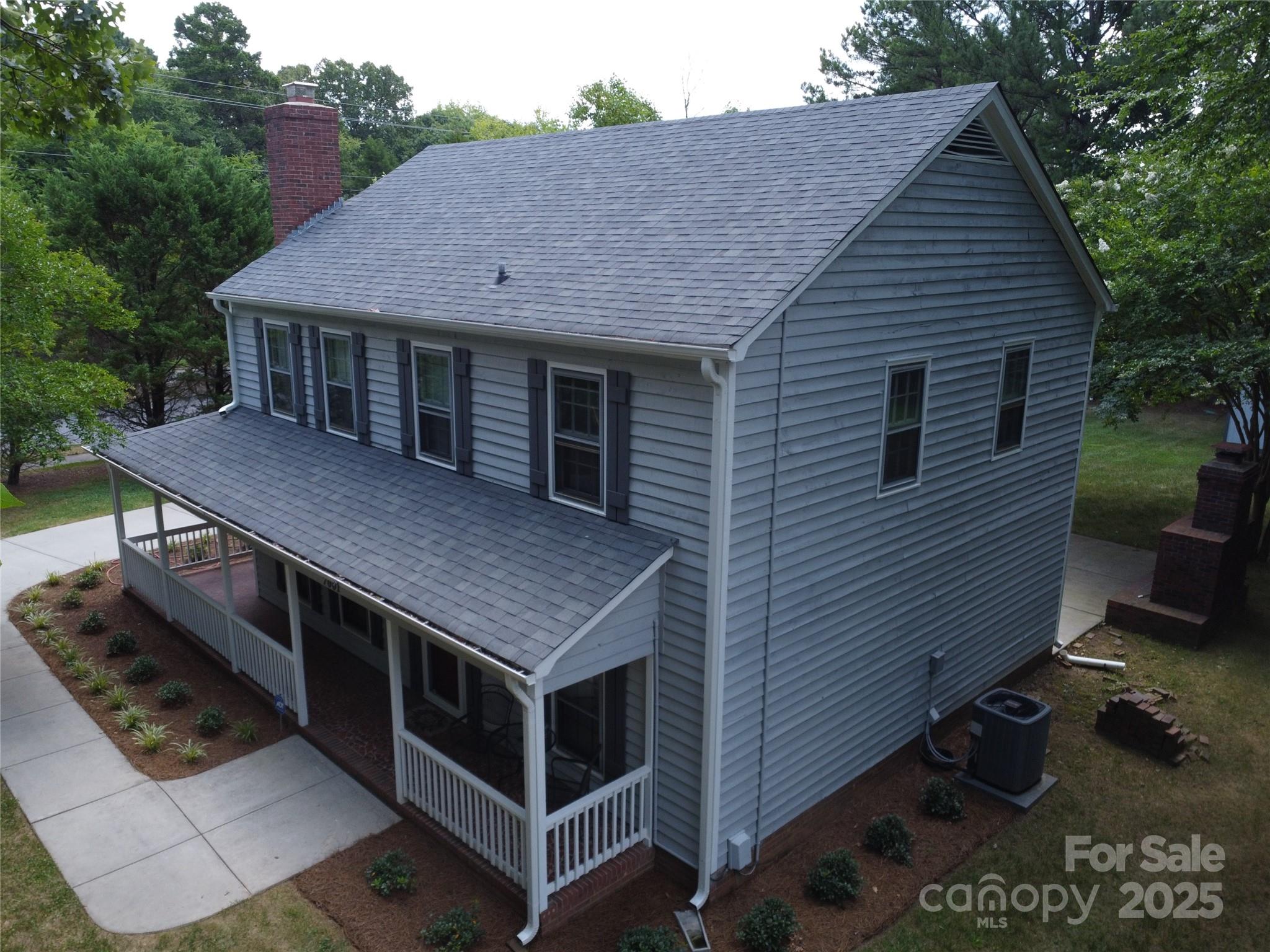 7001 Graburn Road Property Photo 4