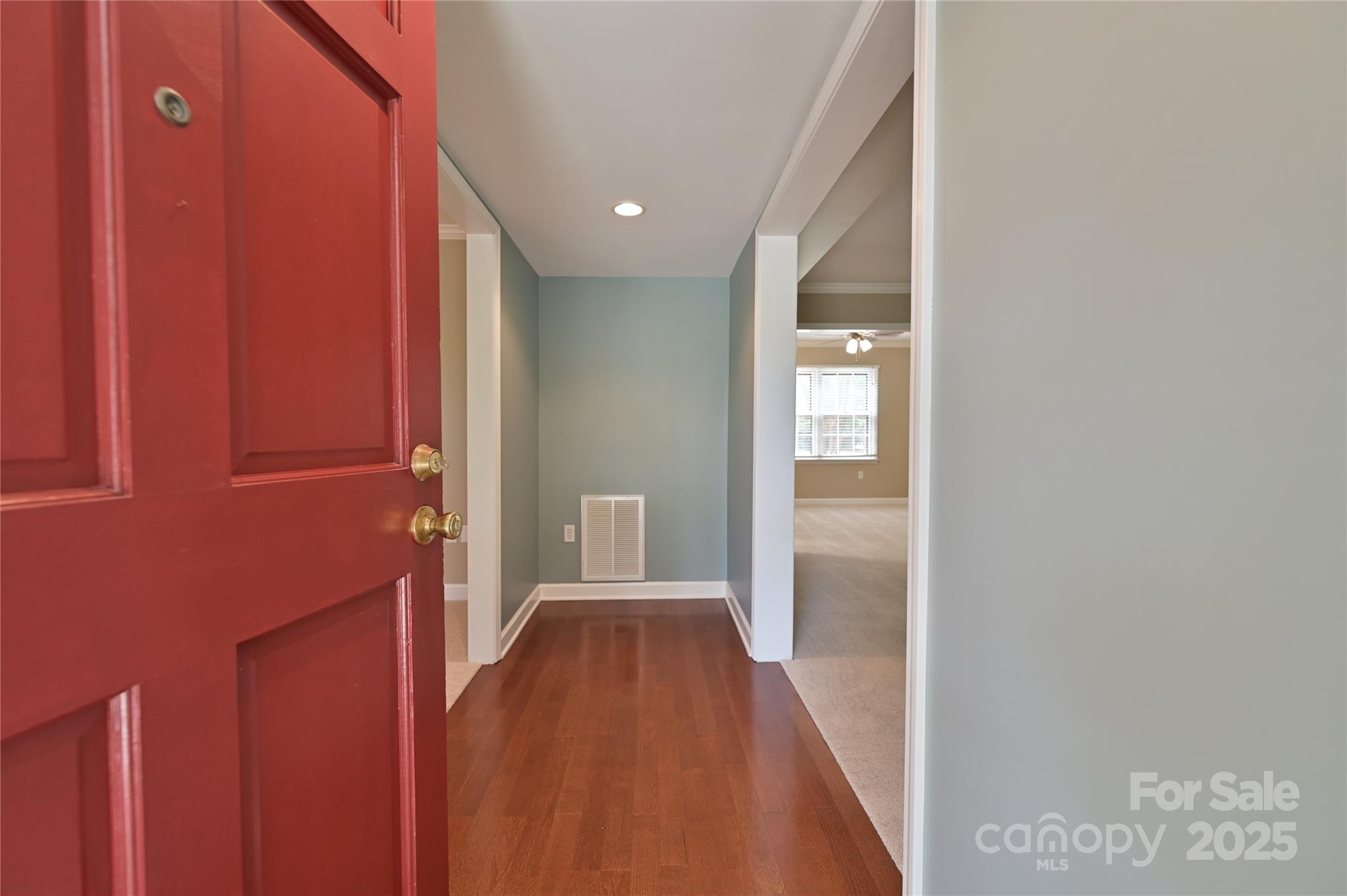 7001 Graburn Road Property Photo 5