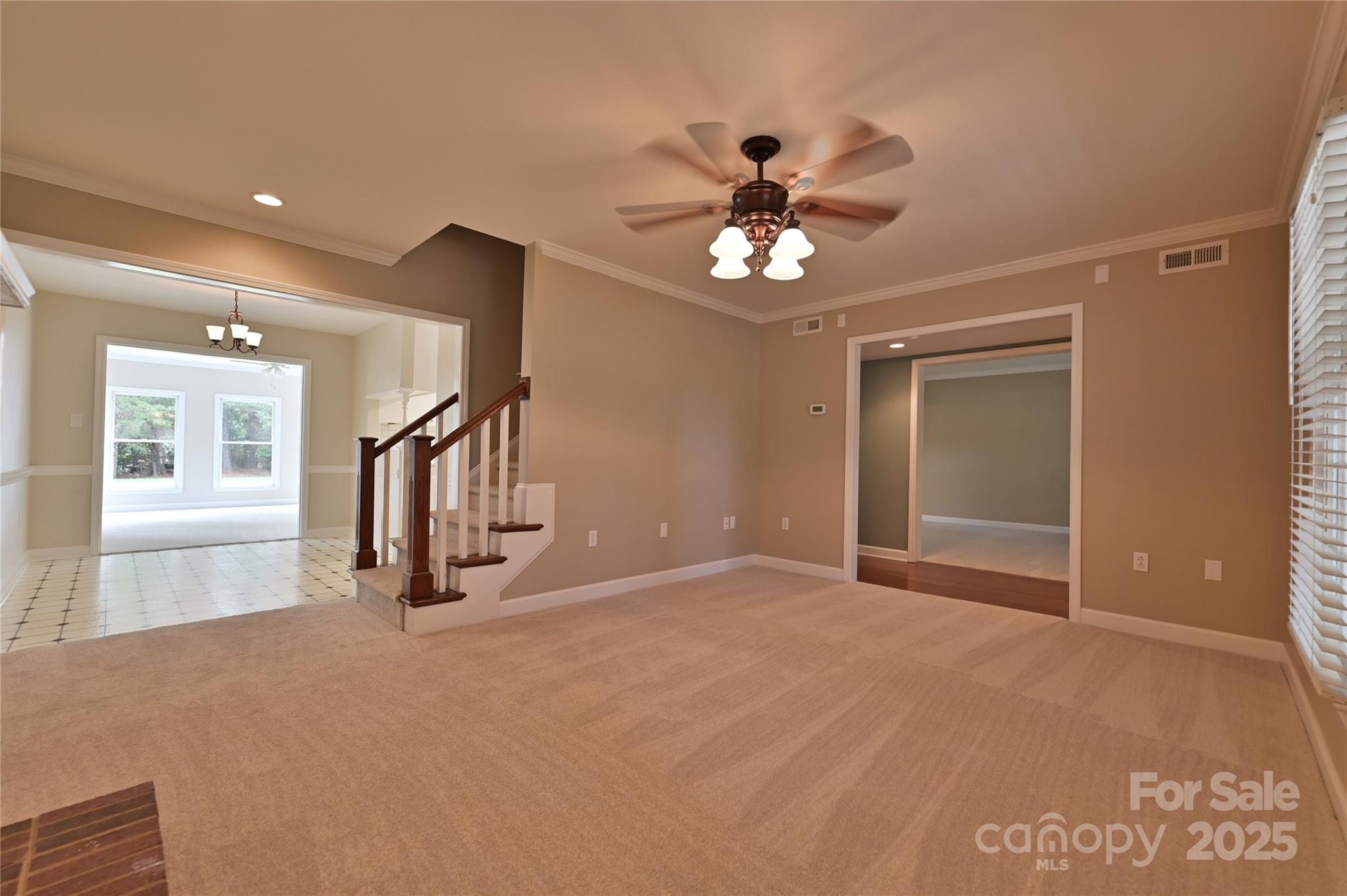 7001 Graburn Road Property Photo 9