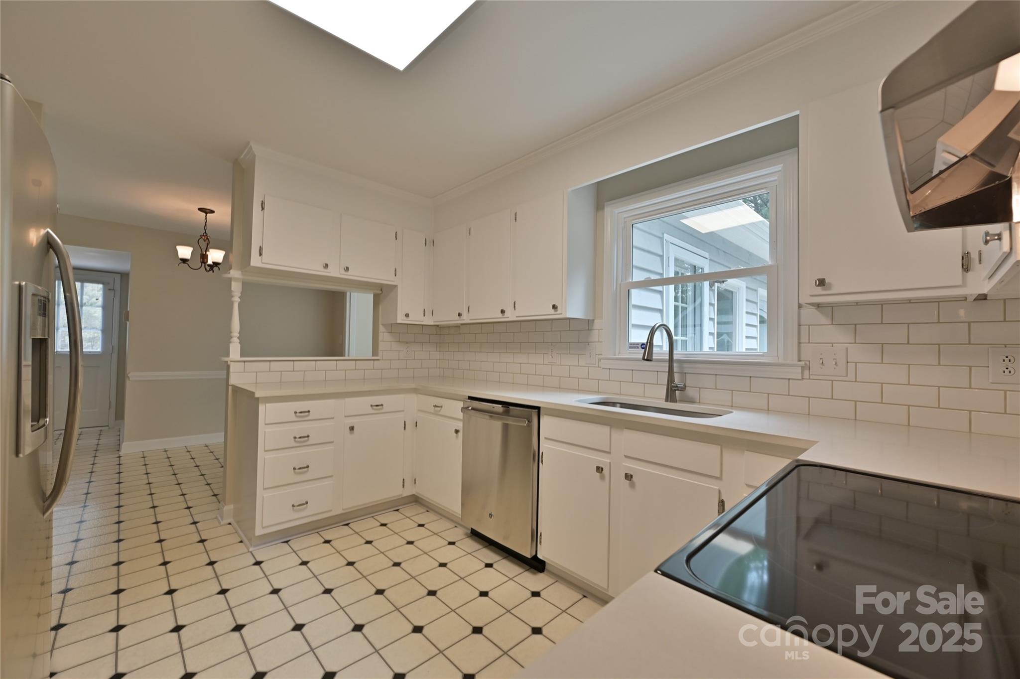 7001 Graburn Road Property Photo 17